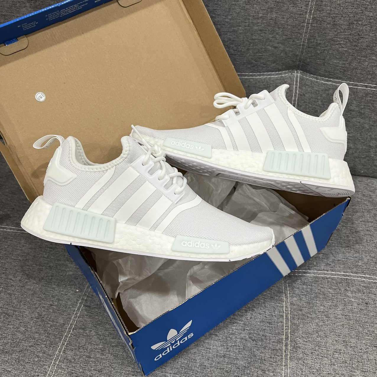 NMD R1 Primeblue Cloud White GX8313