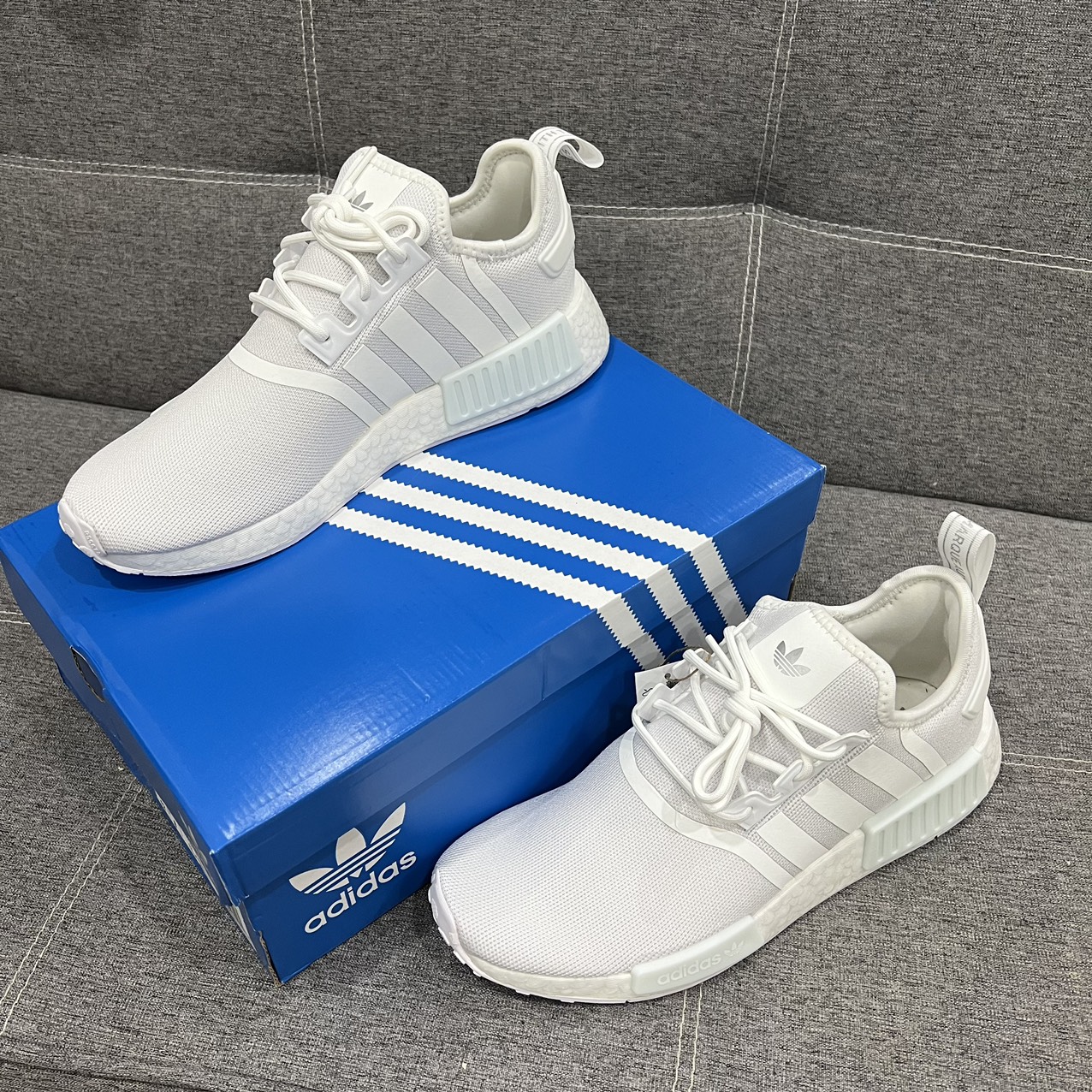 NMD R1 Primeblue Cloud White GX8313