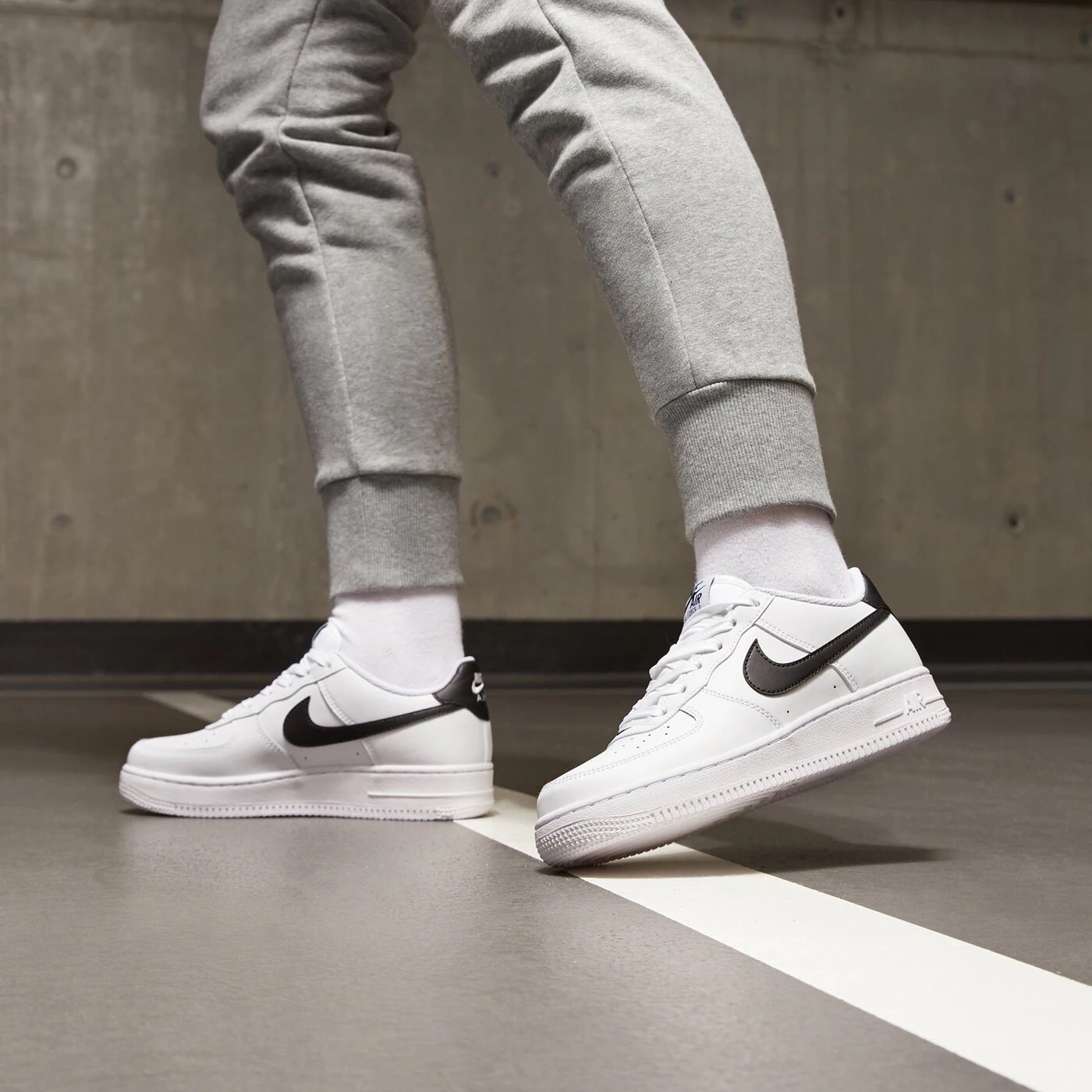 Nike Air Force 1 White Black FV5948 101