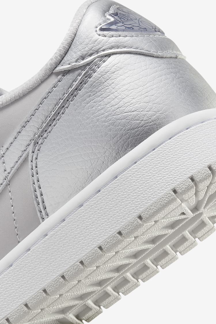 Jordan 1 Retro Low OG Metallic Silver CZ0709 002