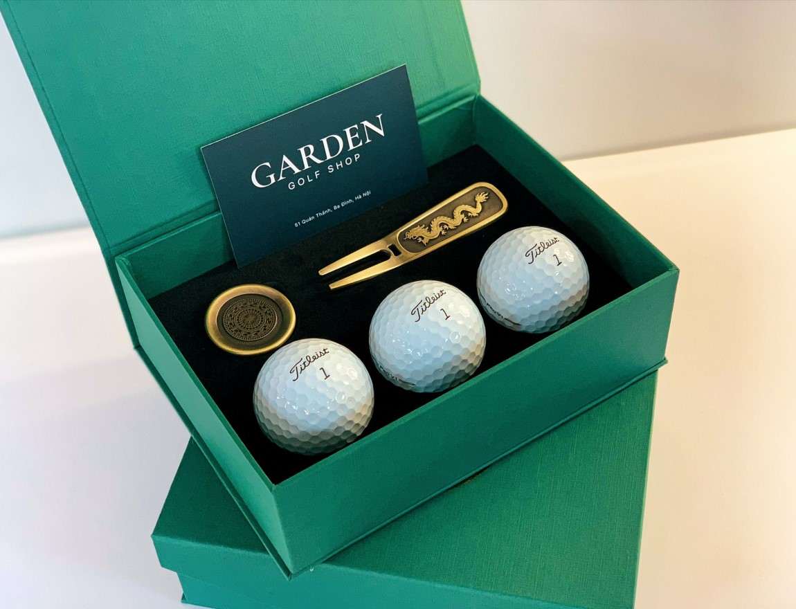 Garden Golf còn cung cấp dịch vụ set quà tặng vô cùng bắt mắt và ý nghĩa với hình ảnh thương hiệu tinh tế, thu hút