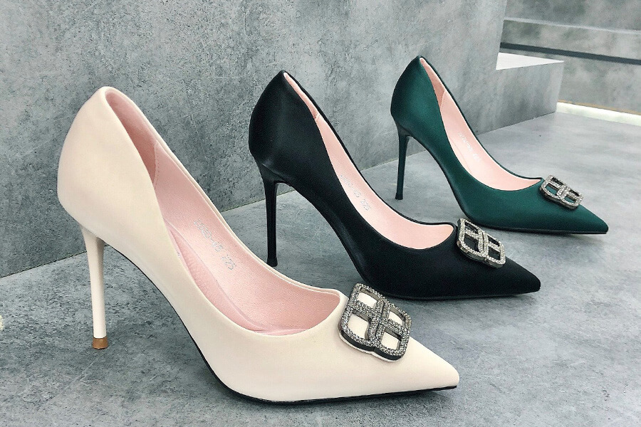 Cần lưu ý những gì khi chọn giầy cao gót