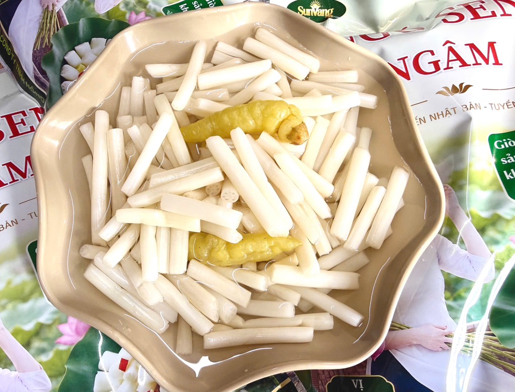 Ngó sen ngâm vị chua cay gói 400g