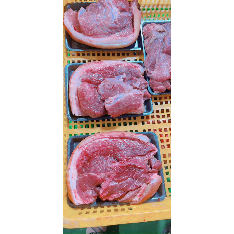 Thịt Đùi Nai Tươi Có Da Cấp Đông - 1Kg