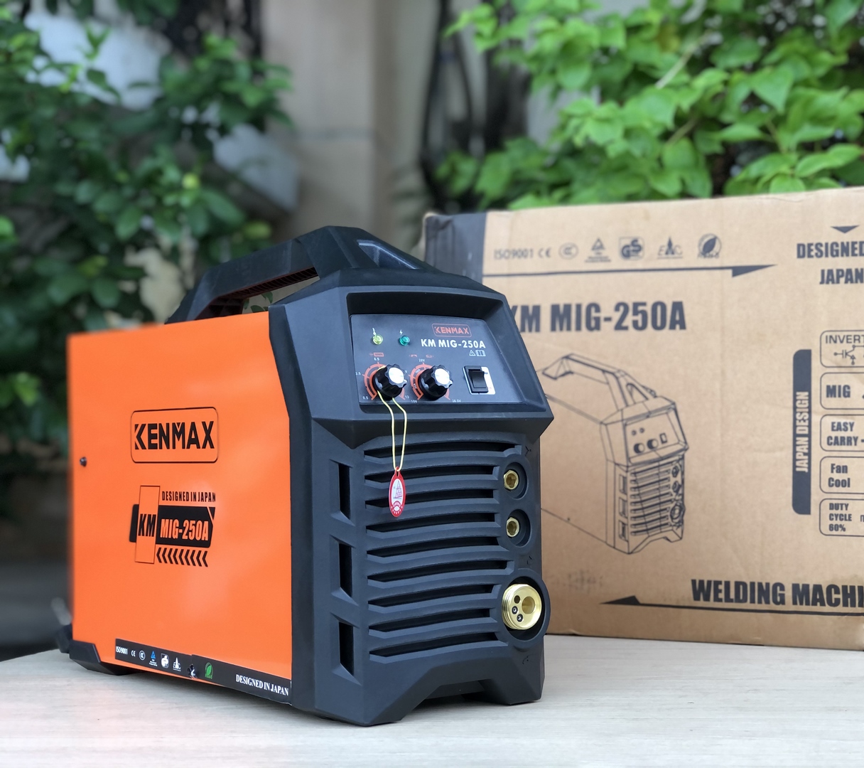 Máy hàn MIG CÔNG NGHIỆP KENMAX | MIG-250A