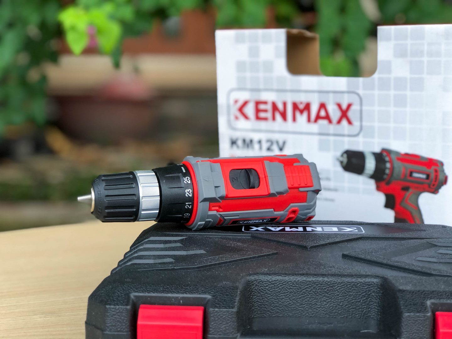 Máy khoan pin 12V KENMAX | KM12V