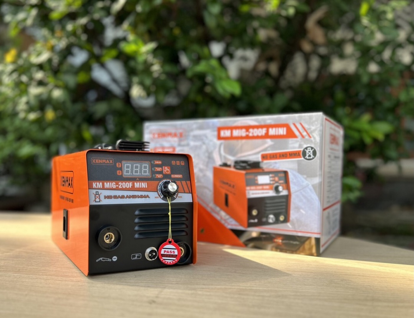 Máy hàn MIG GIA ĐÌNH KENMAX | MIG-200F MINI