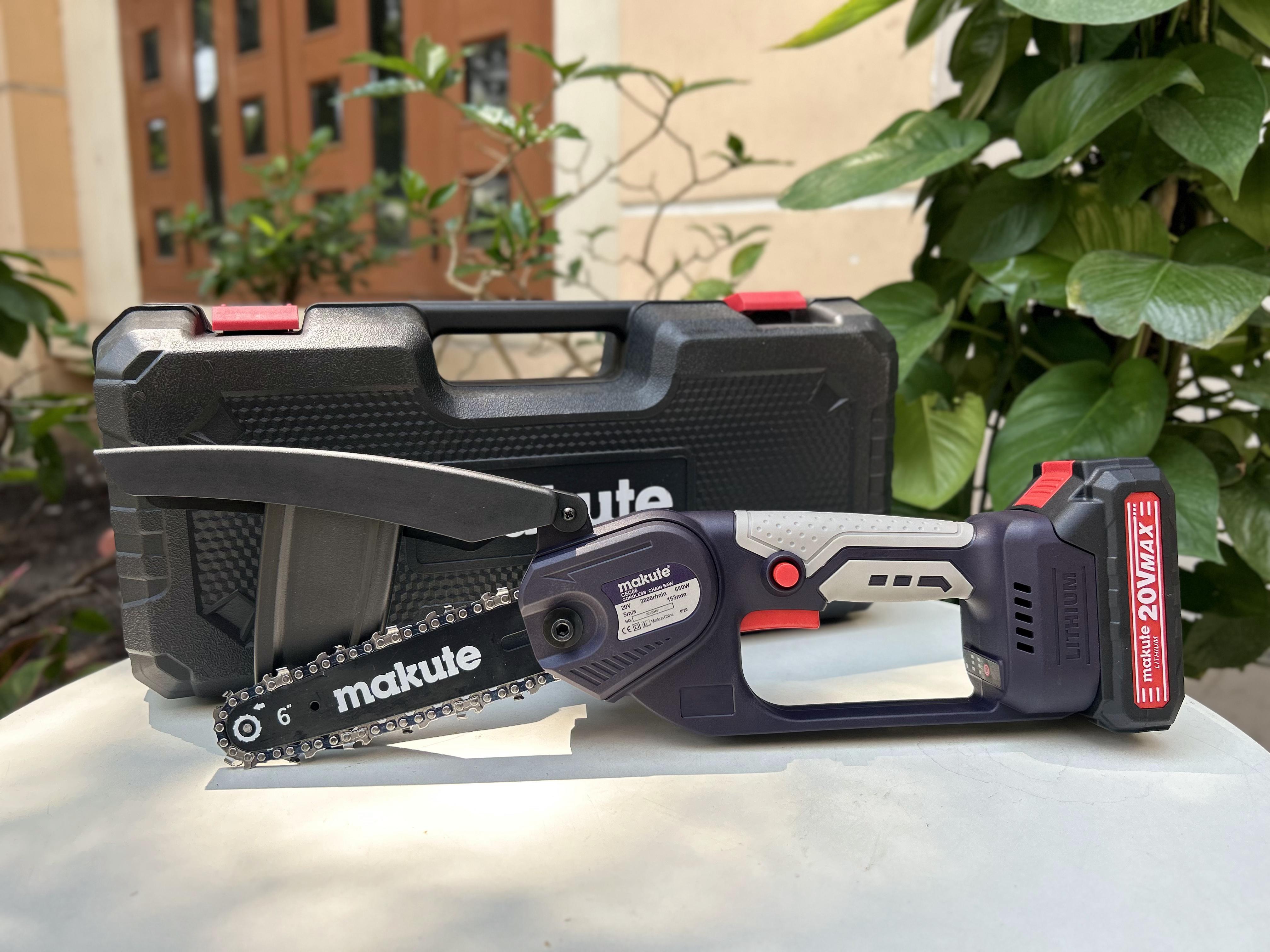 Máy cưa xích dùng pin mini CEC06