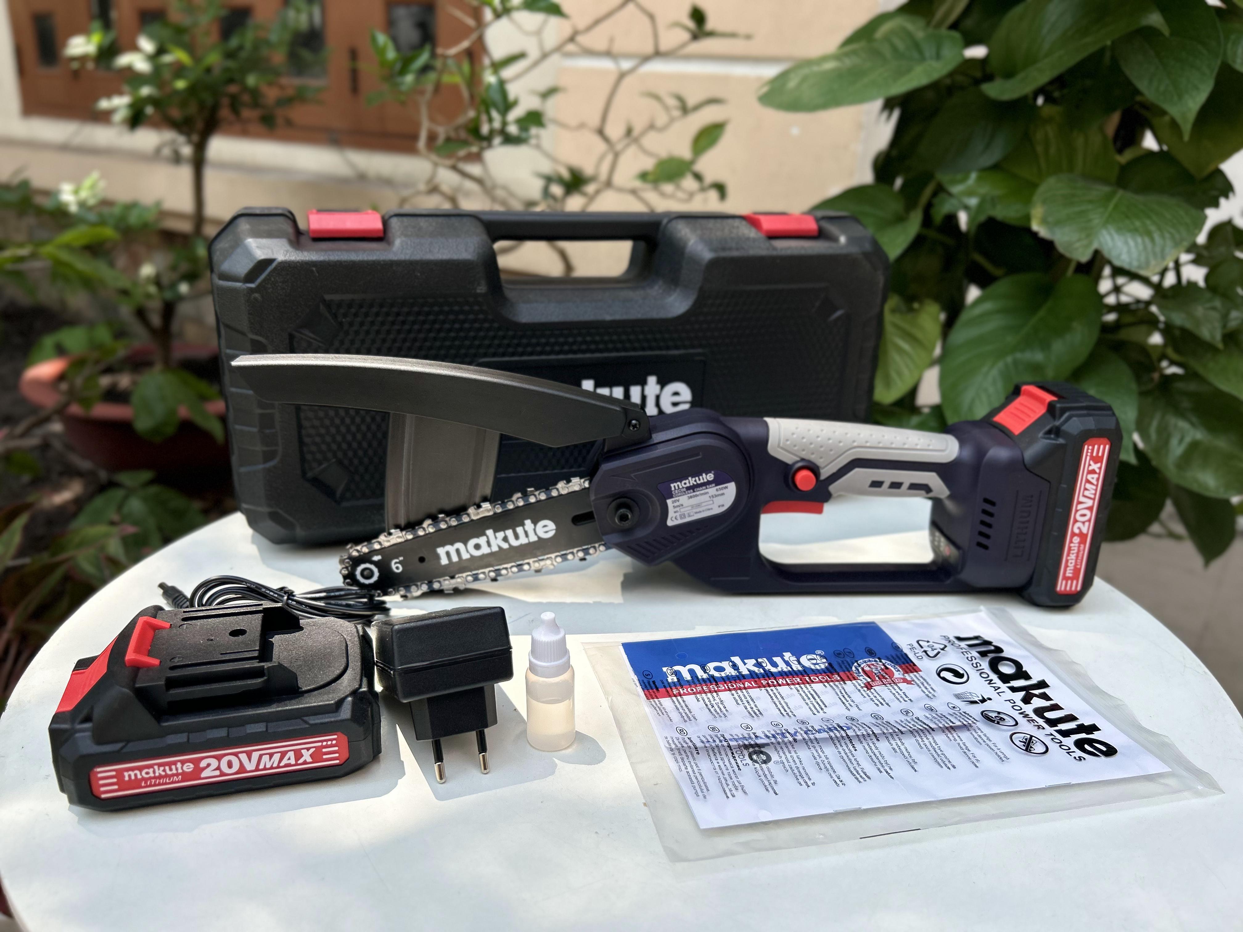 Máy cưa xích dùng pin mini CEC06