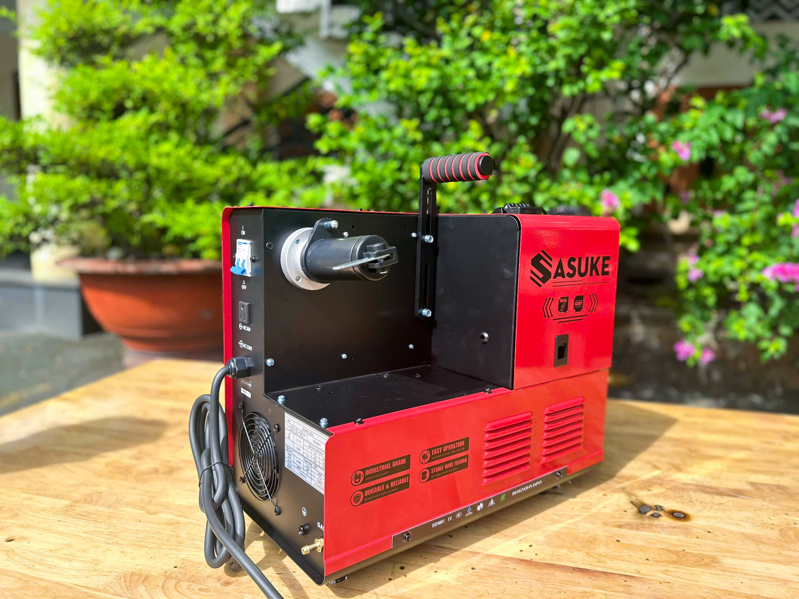 MÁY HÀN SASUKE MIG/NBC-250A (INDUSTRIAL SERIES)