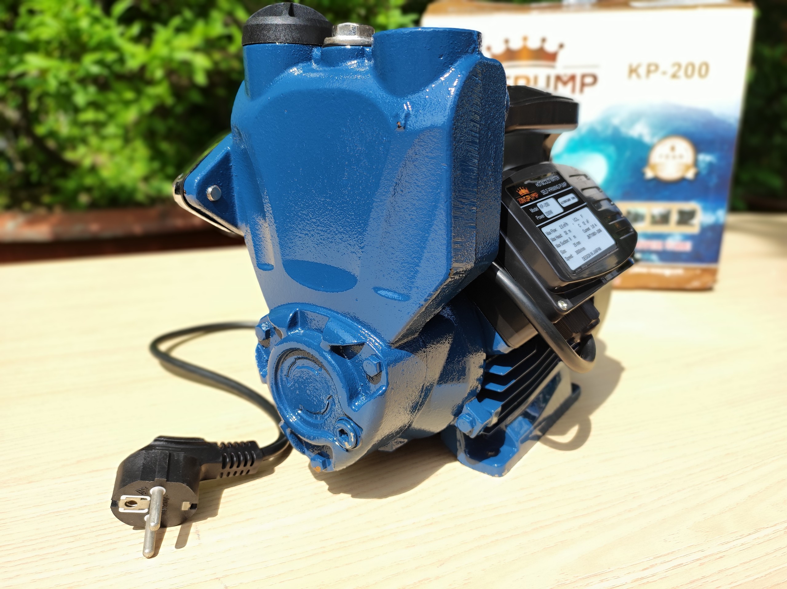 MÁY BƠM TỰ MỒI KP-200