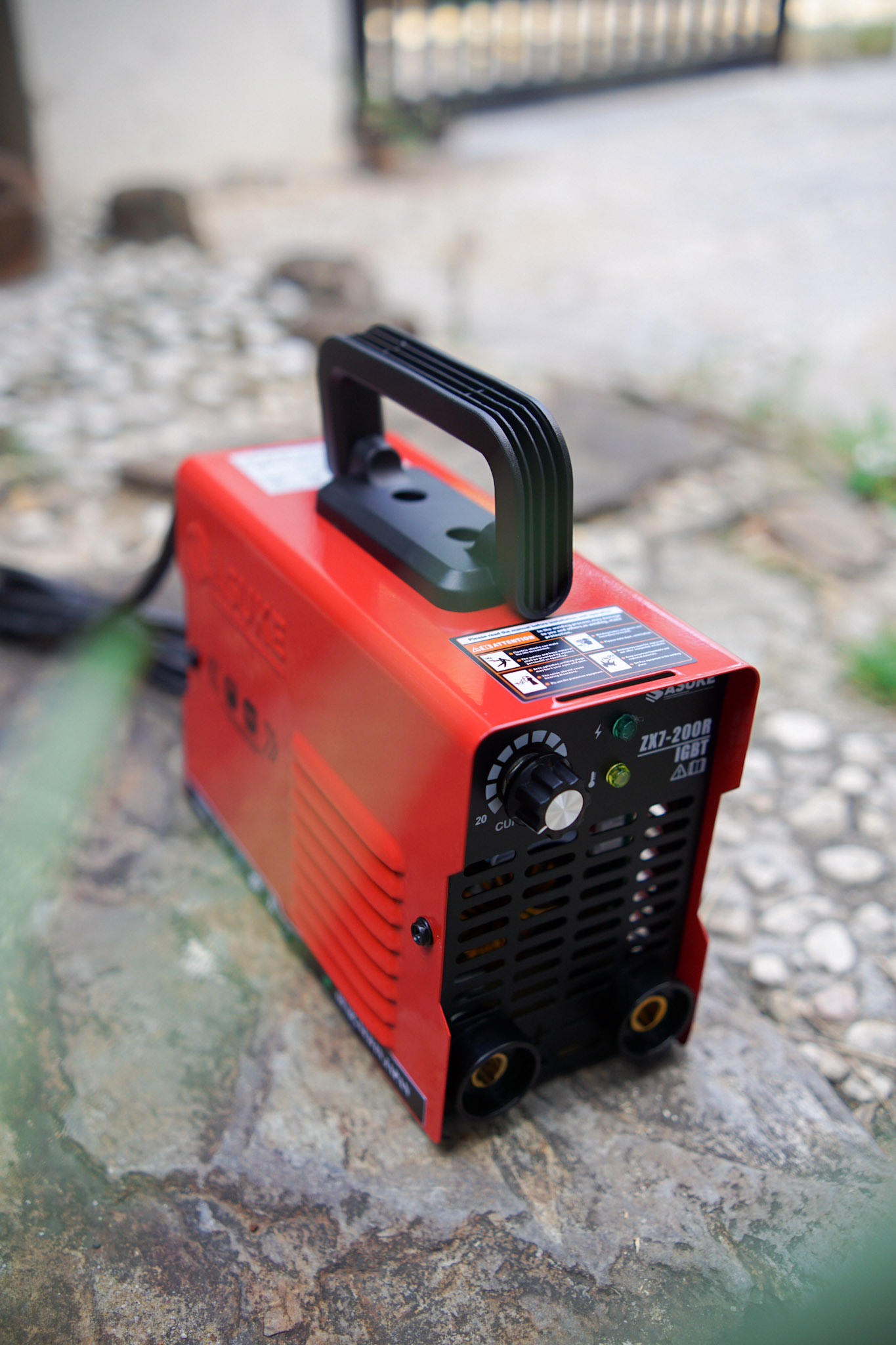 Máy hàn que mini ZX7-200R