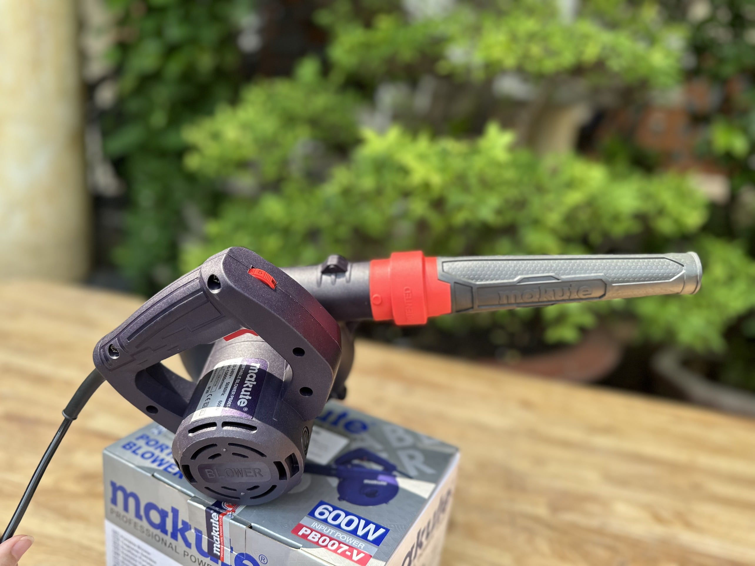 Máy thổi bụi có chỉnh tốc PB007-V