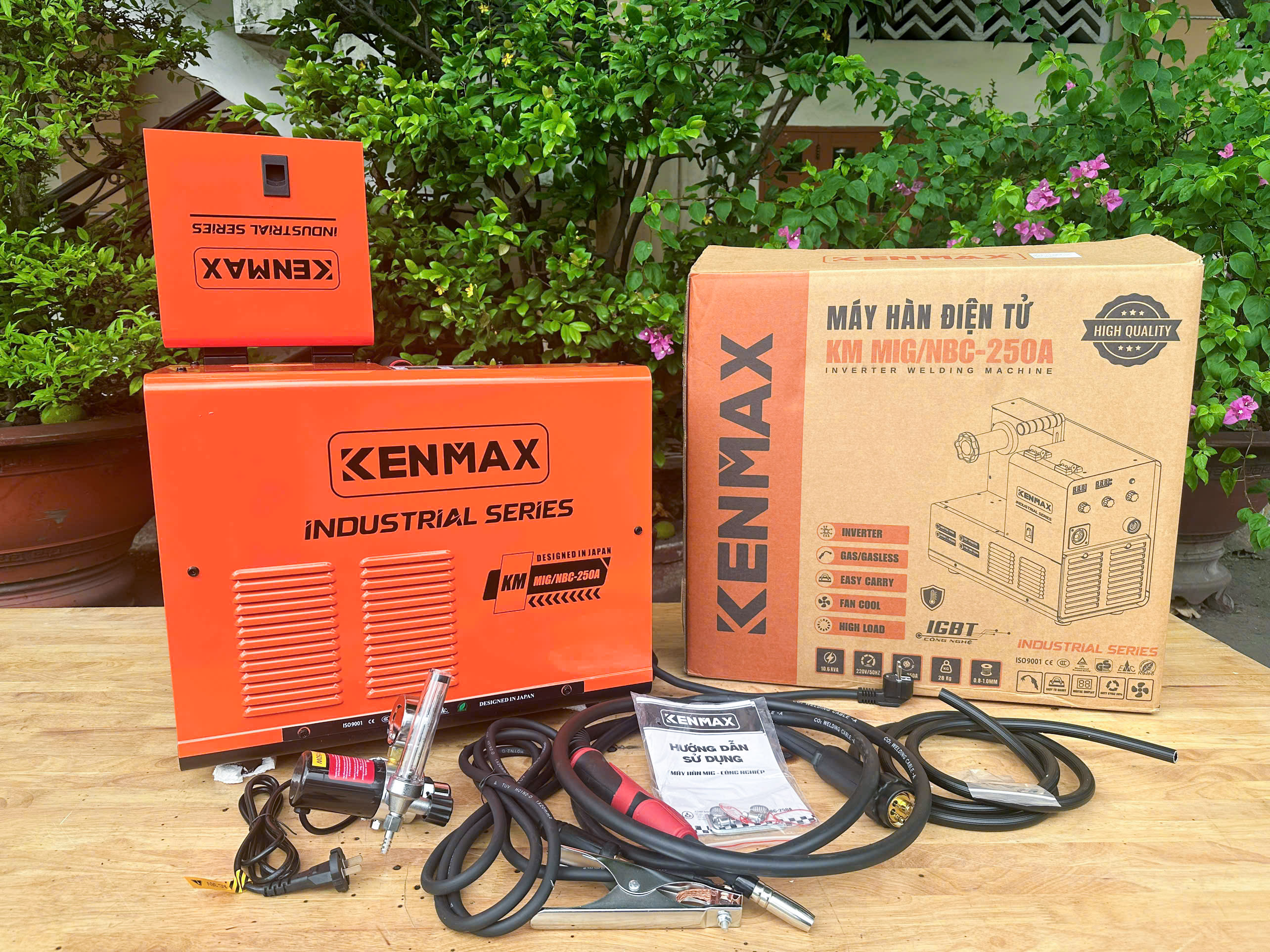 MÁY HÀN MIG KENMAX KM MIG/NBC-250A (INDUSTRIAL SERIES)