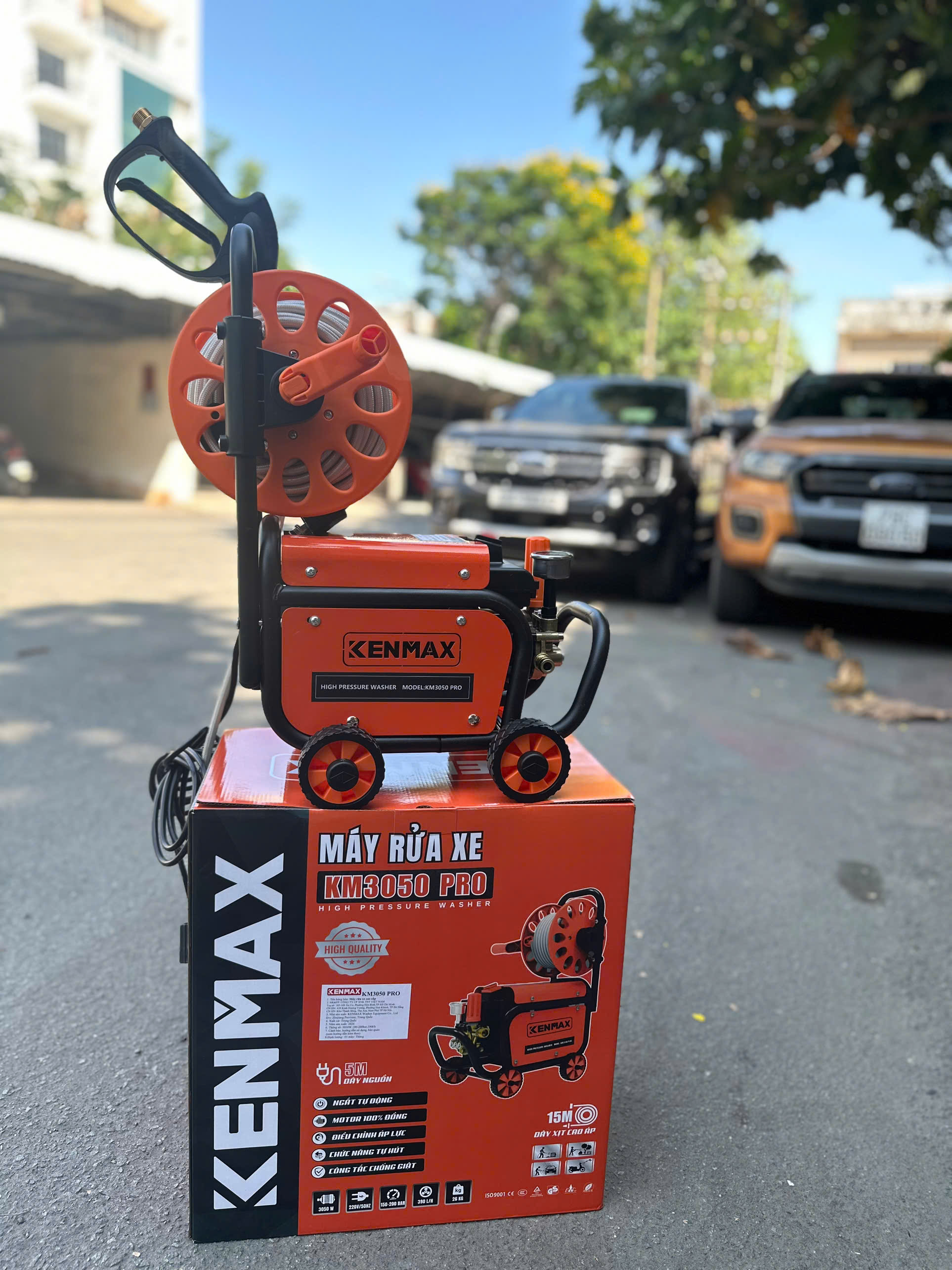 MÁY RỬA XE CAO ÁP KENMAX KM3050 PRO