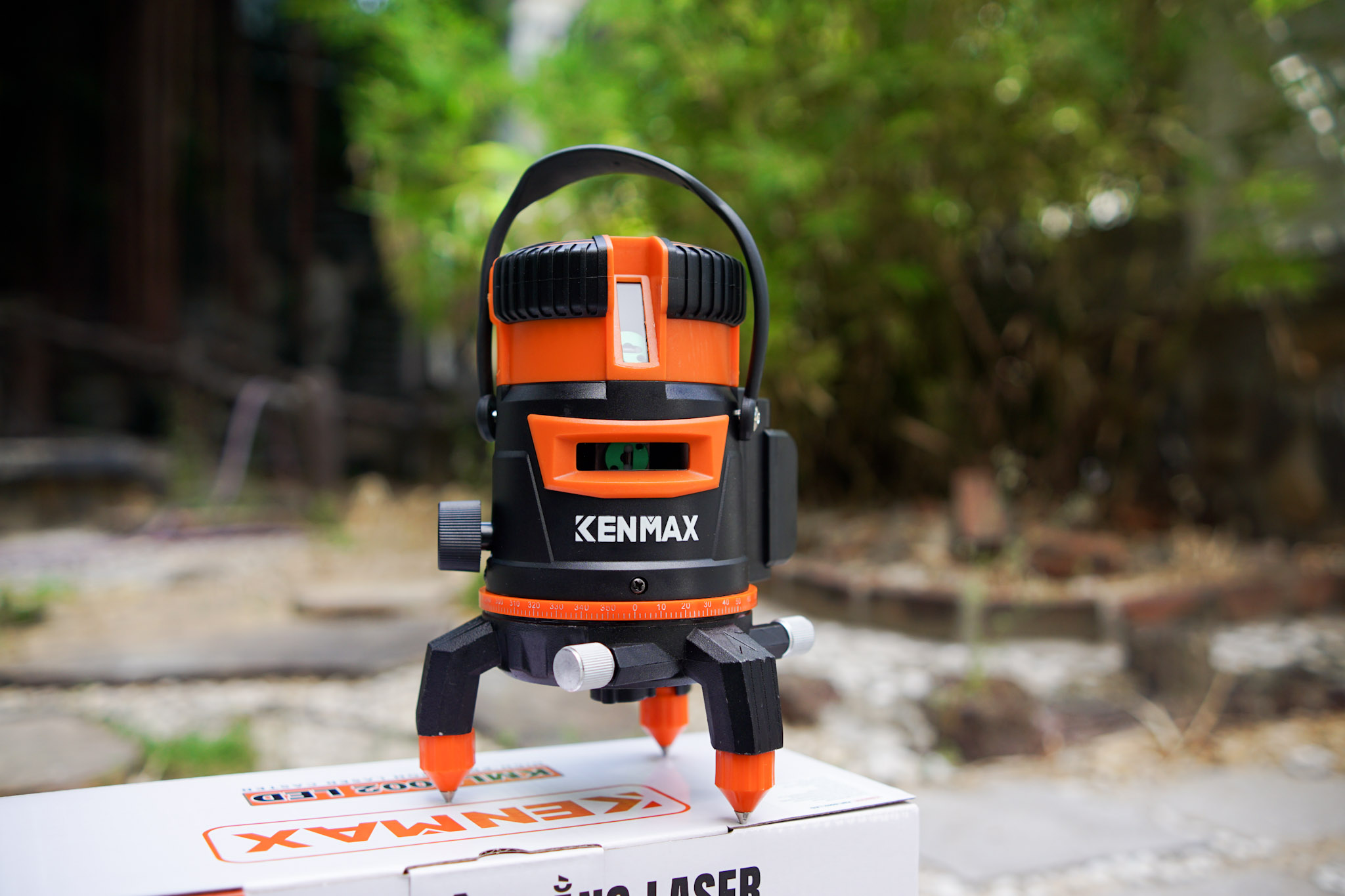 Máy cân bằng Laser 5 tia siêu sáng KMLS002 LED