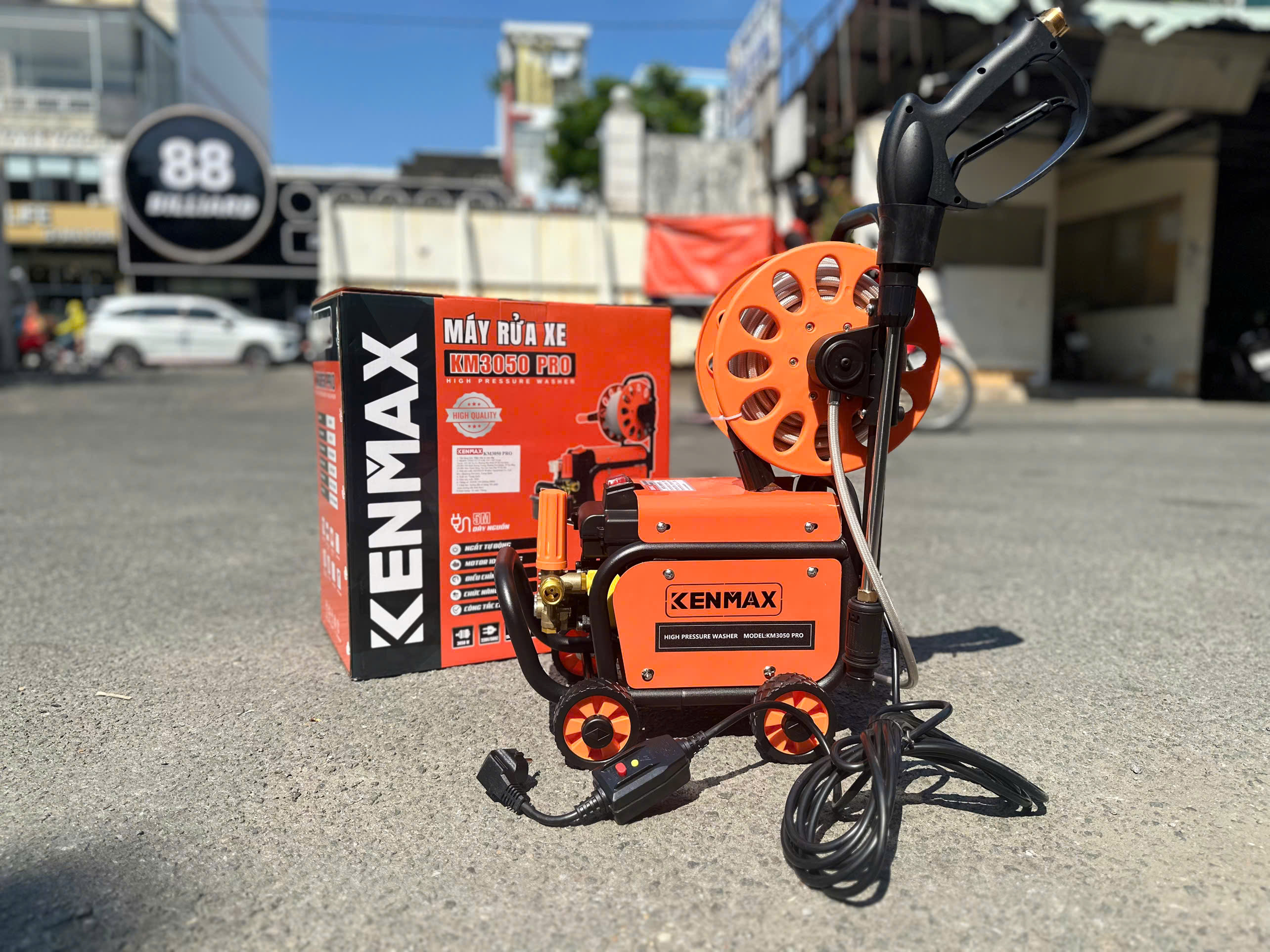MÁY RỬA XE CAO ÁP KENMAX KM3050 PRO