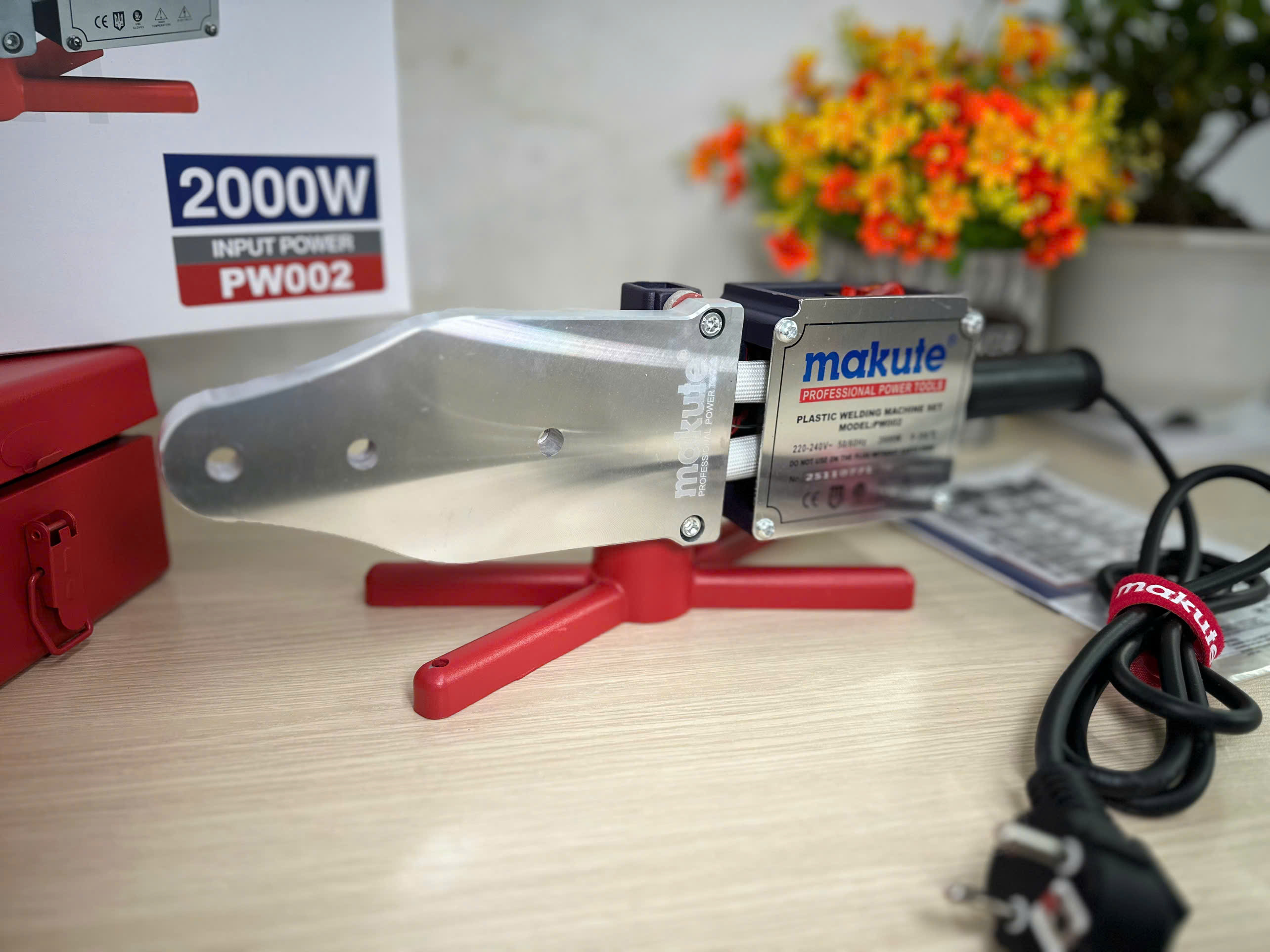 Máy hàn nhựa Makute PW002
