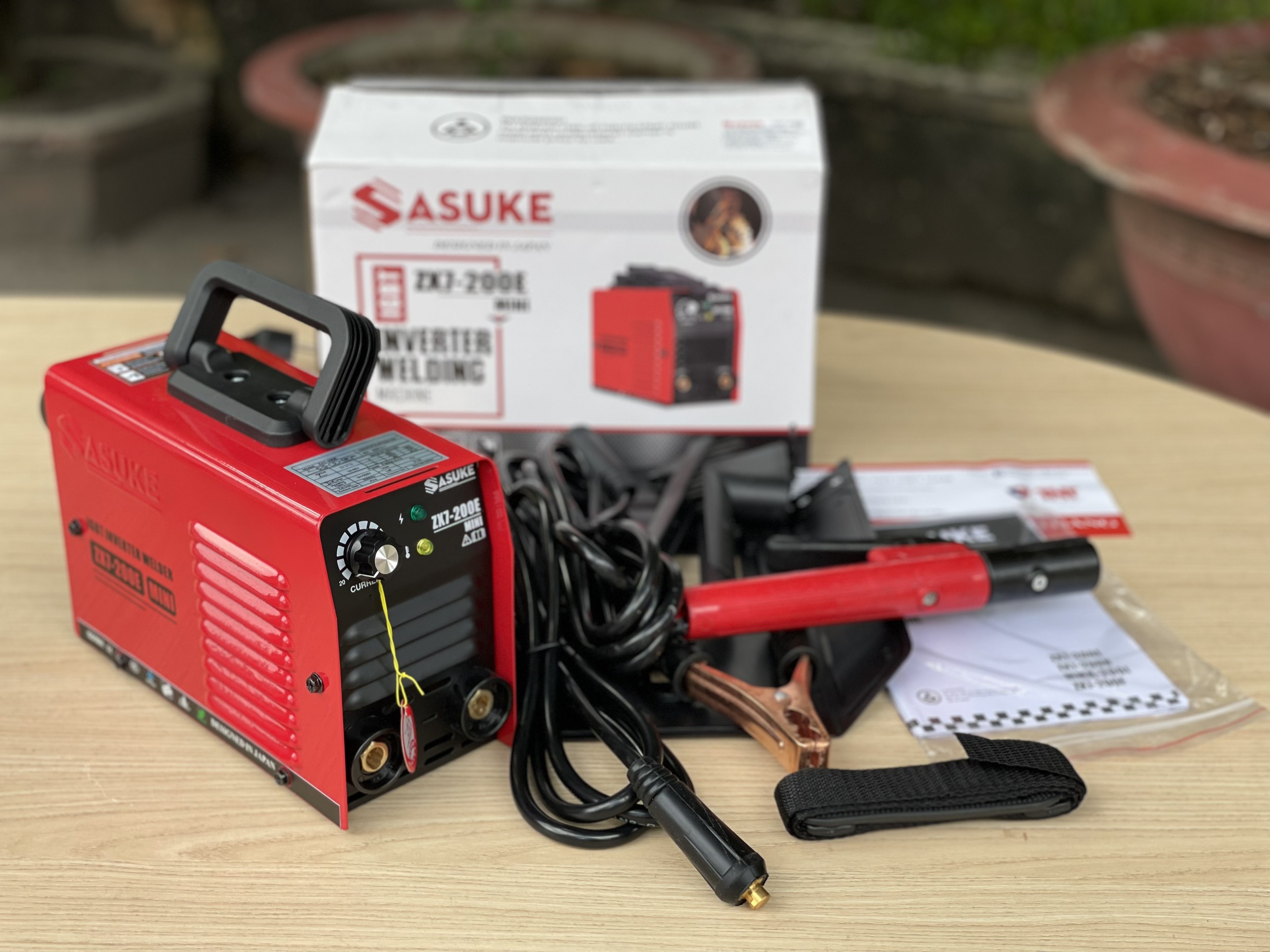 Máy hàn điện tử ZX7-200E