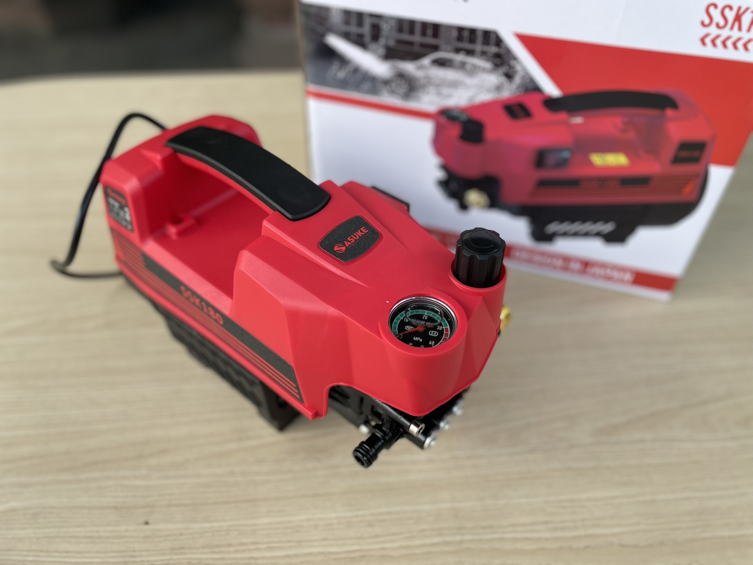 Máy xịt rửa xe cao cấp SSK180