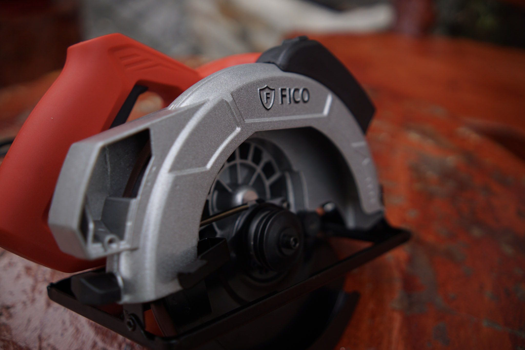 MÁY CƯA GỖ FICO FC-185A