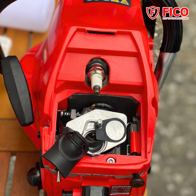 Máy cưa xích xăng FICO FC-4600