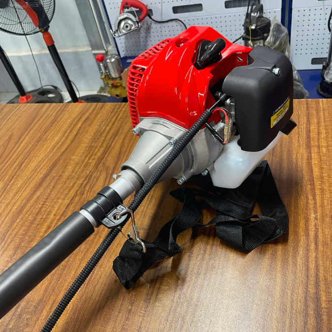 Máy cắt cỏ xăng FICO FC-330