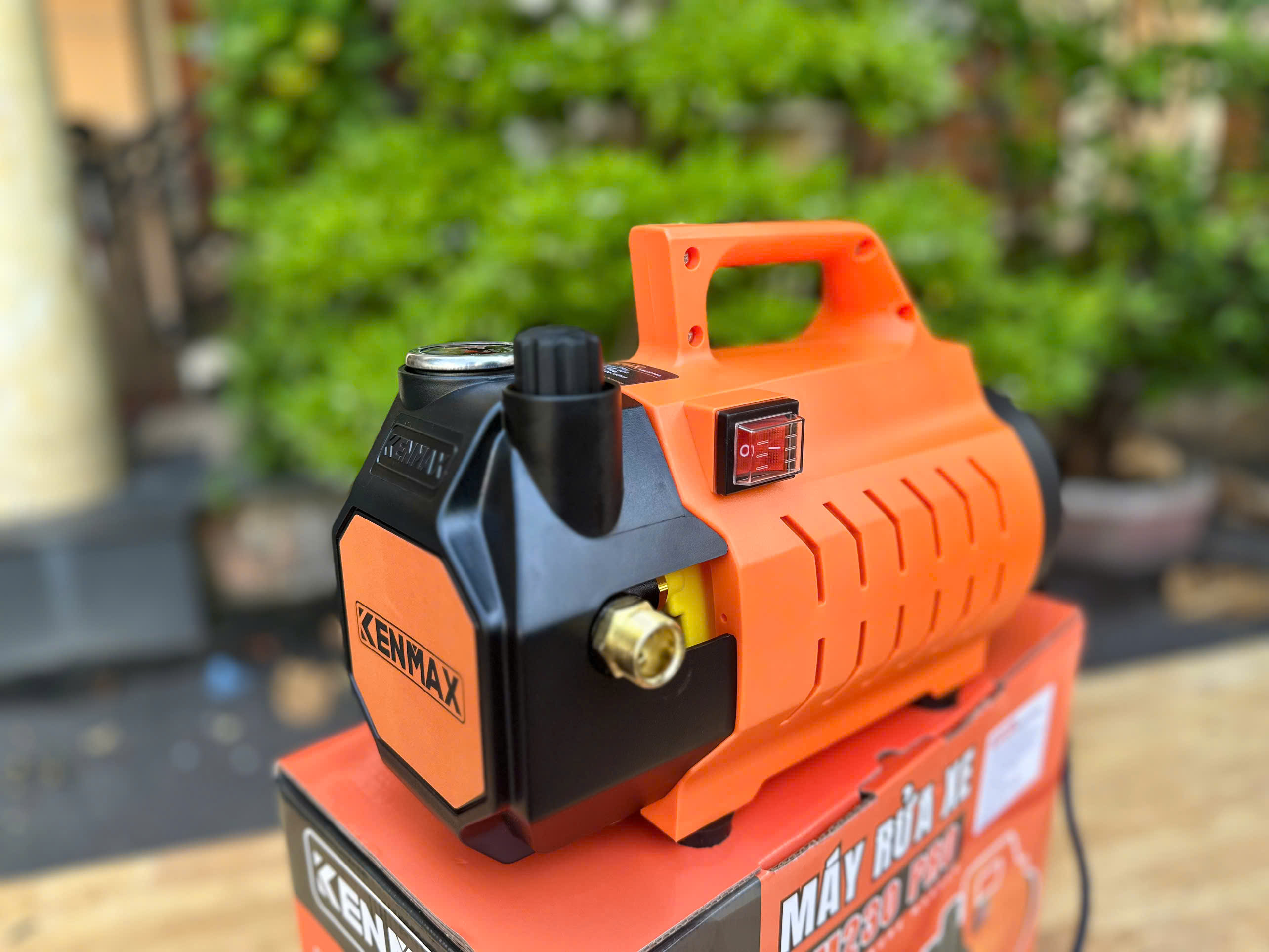 MÁY RỬA XE CAO ÁP KENMAX KM230 PRO