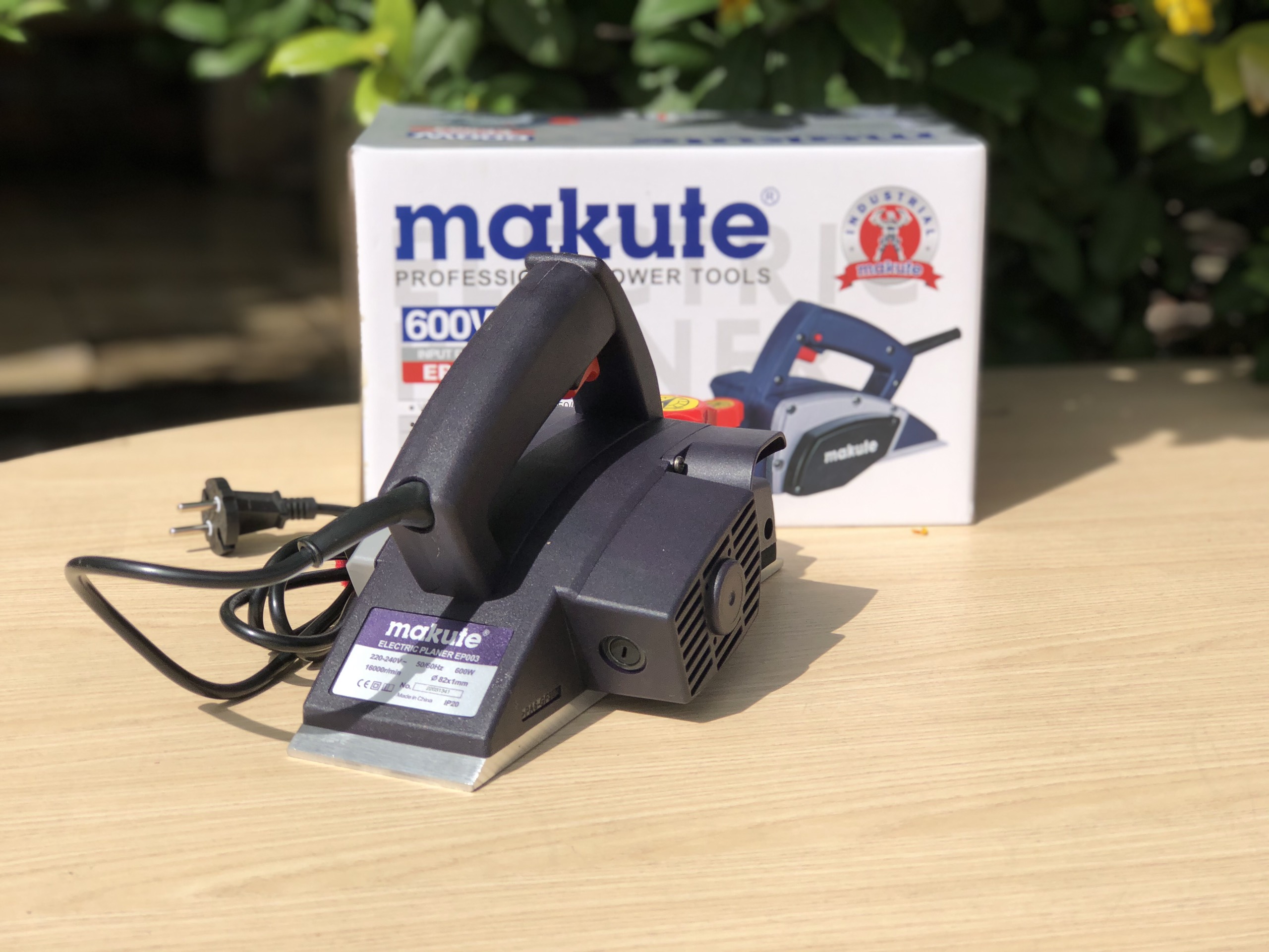 Máy bào gỗ EP003