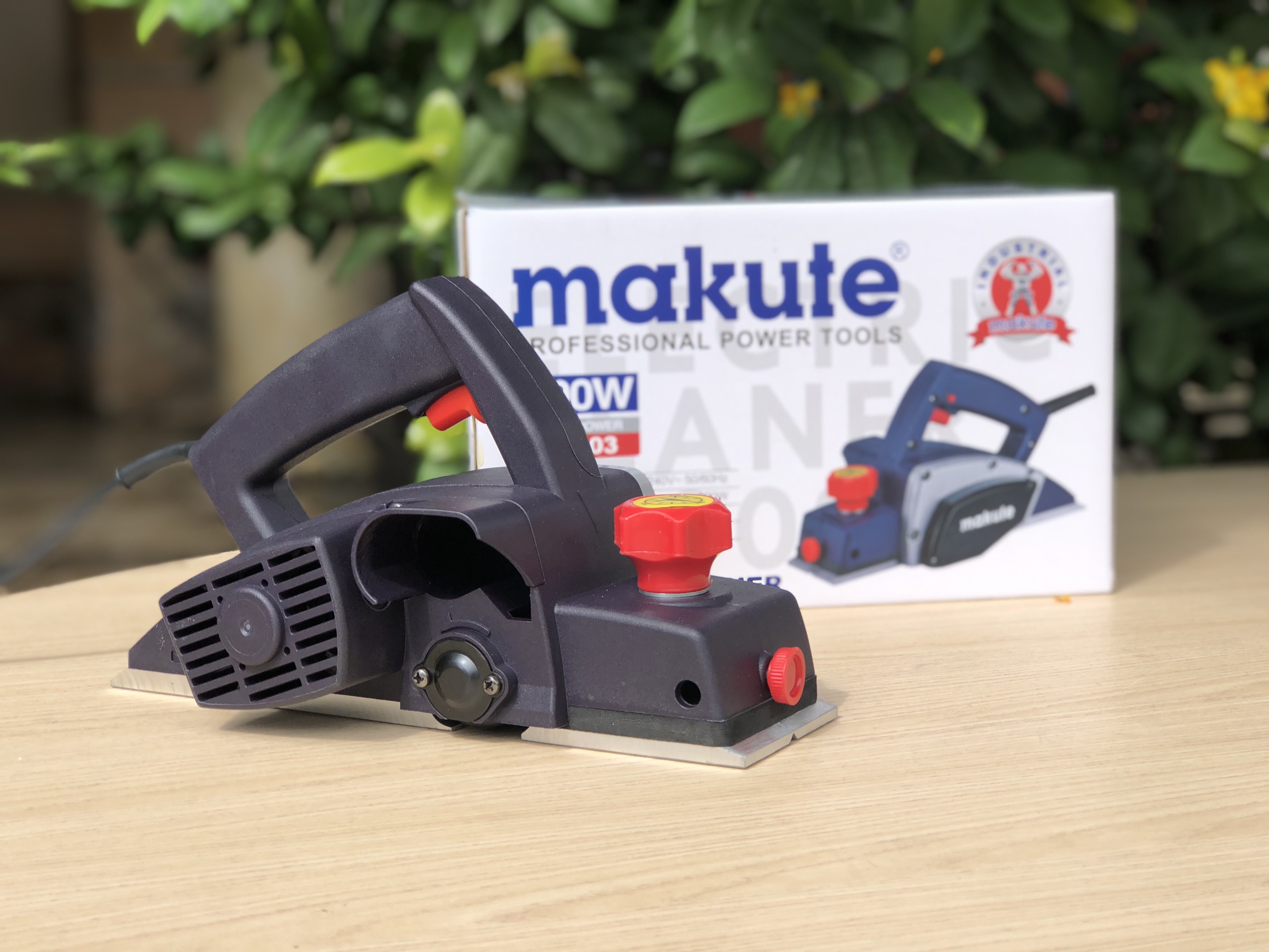 Máy bào gỗ EP003