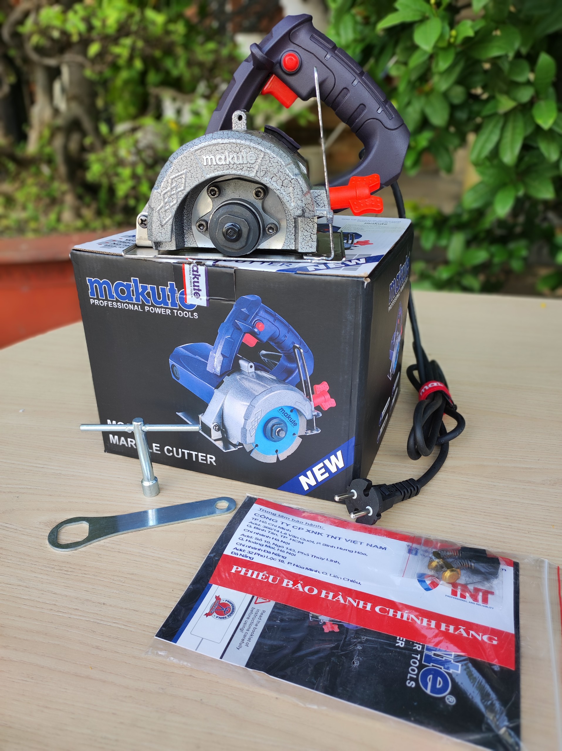 Máy cắt gạch MC003