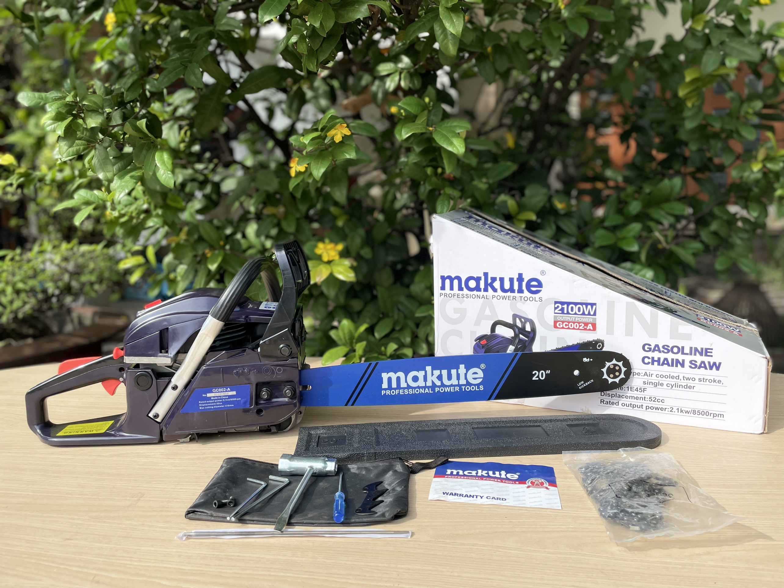 Máy cưa xích xăng GC002-A NEW