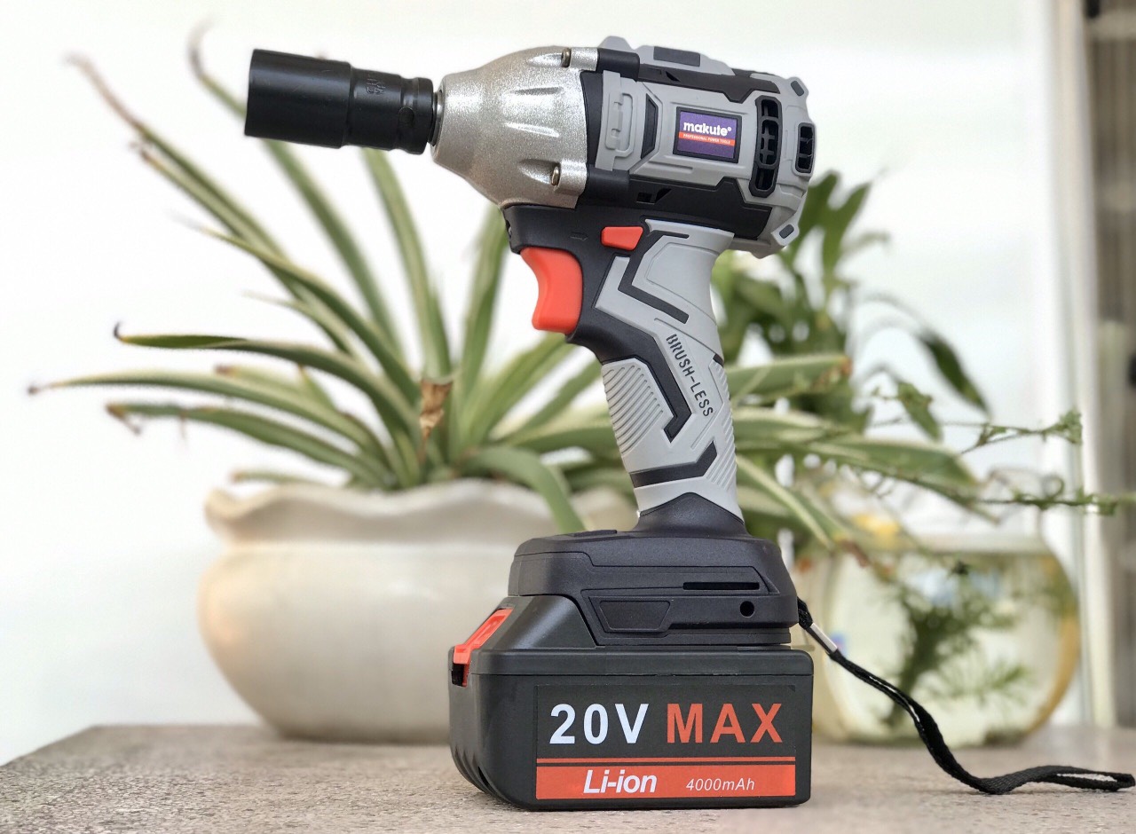 Máy bắn đai ốc dùng  pin CW001(20V)