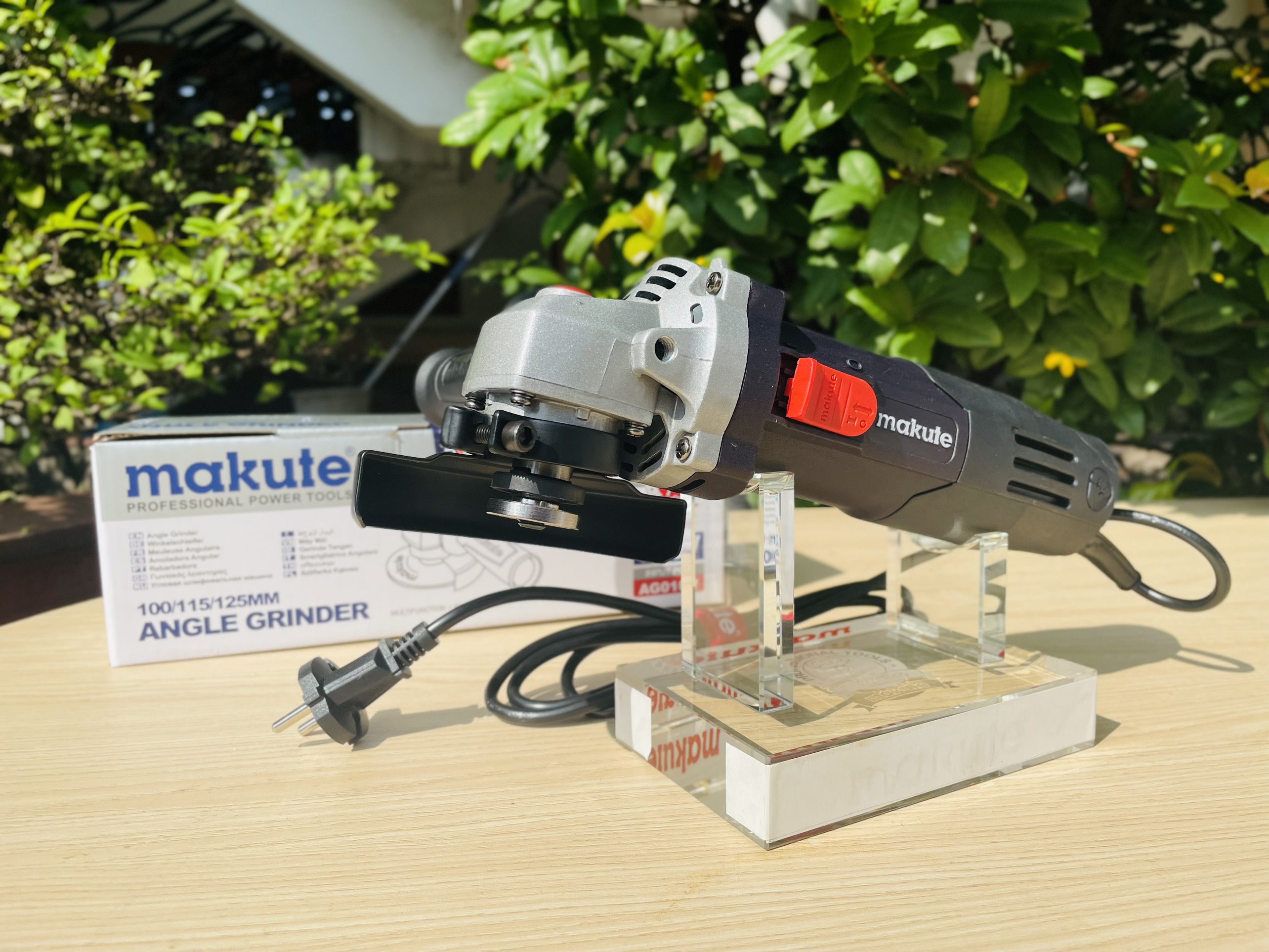 Máy mài (công tắc hông) AG126-SV (chỉnh tốc)