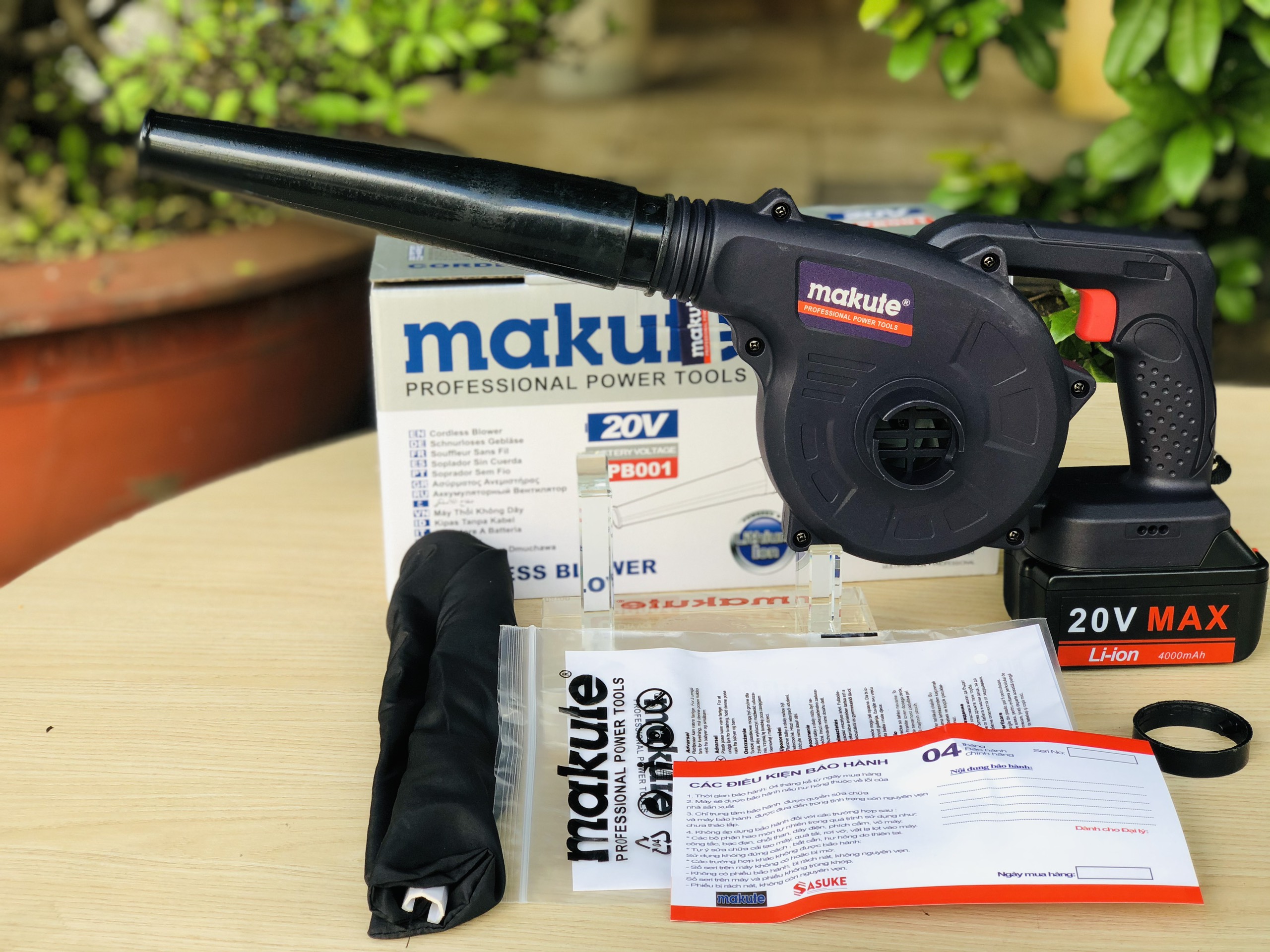 Máy thổi bụi dùng Pin CPB001(20V)