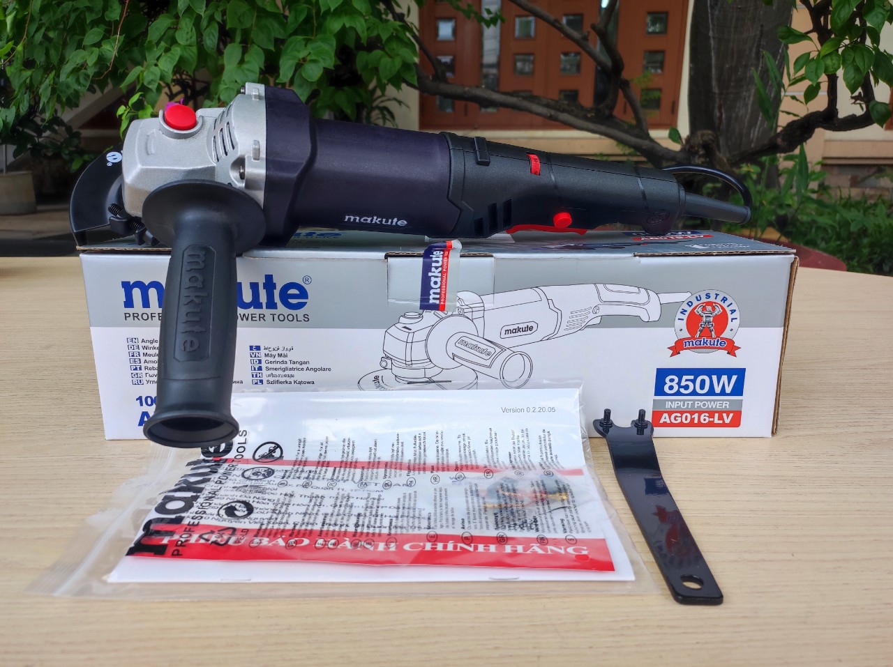 Máy mài tay dài AG016-LV (chỉnh tốc)