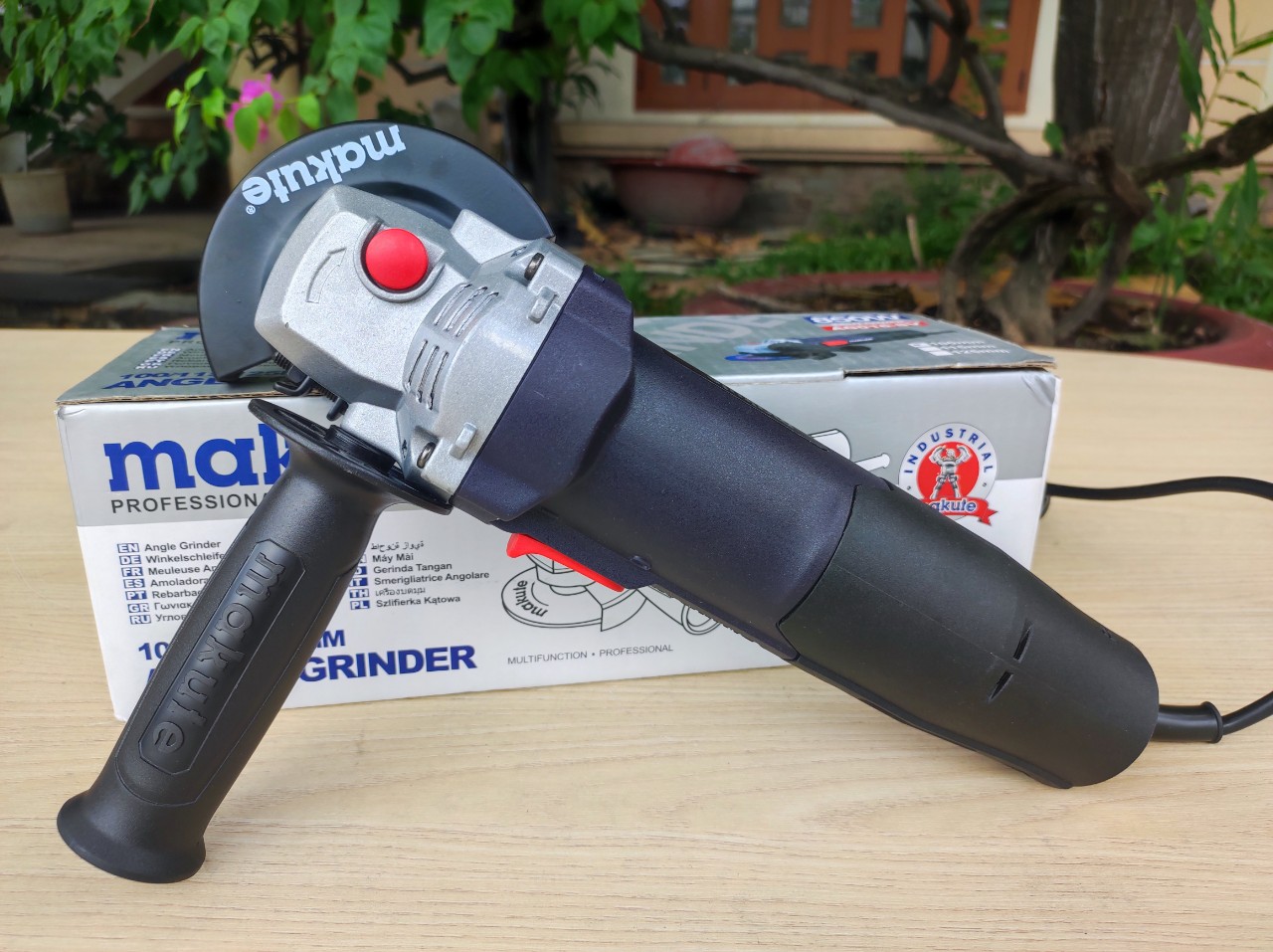 Máy mài (công tắc hông) AG016-SV (chỉnh tốc)