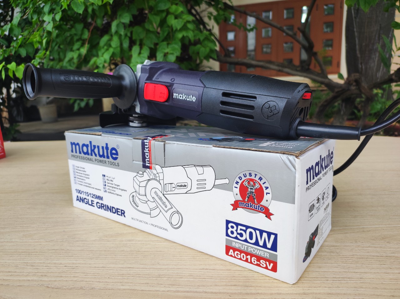 Máy mài (công tắc hông) AG016-SV (chỉnh tốc)