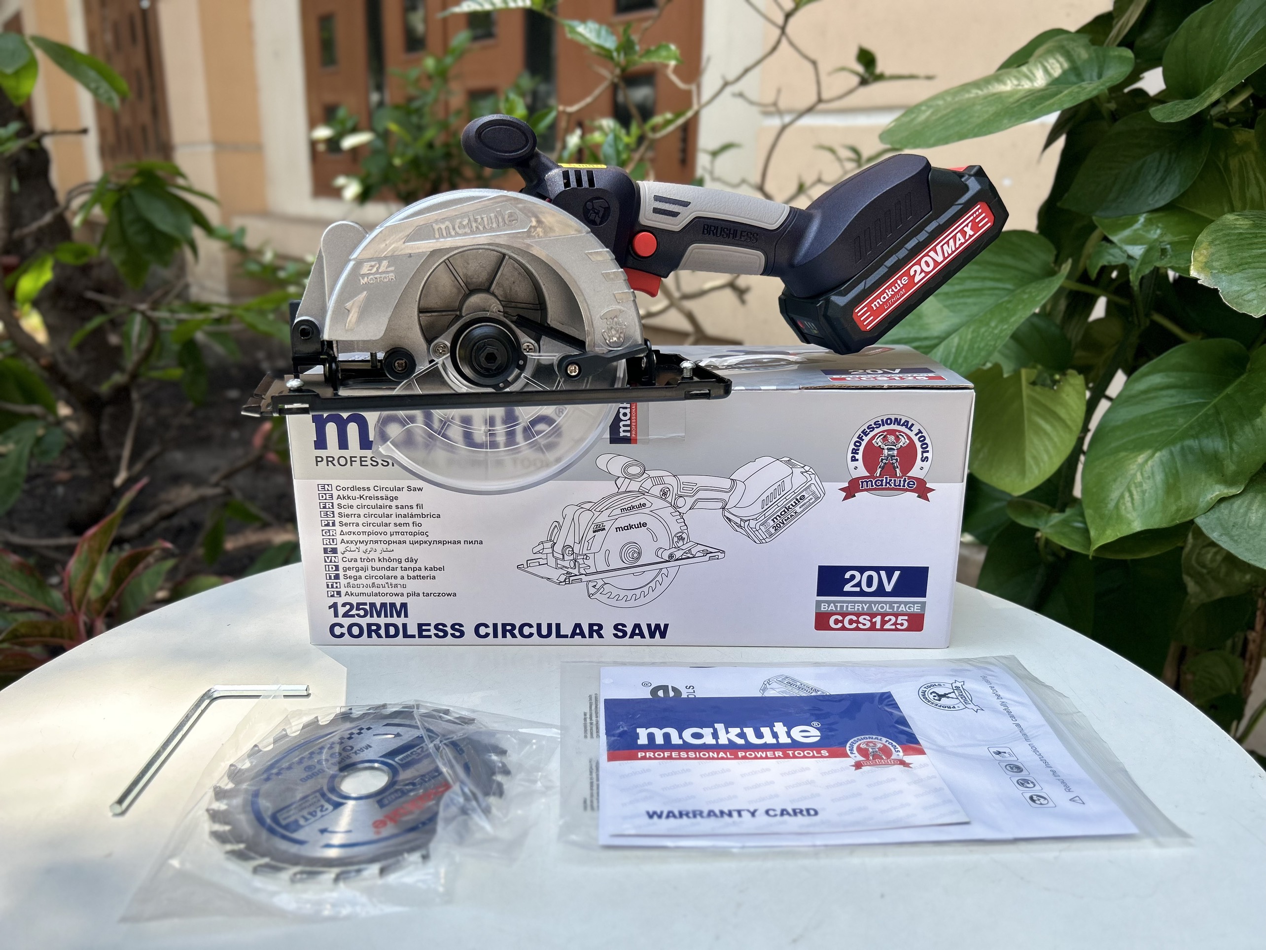 Máy cưa gỗ dùng Pin CCS125