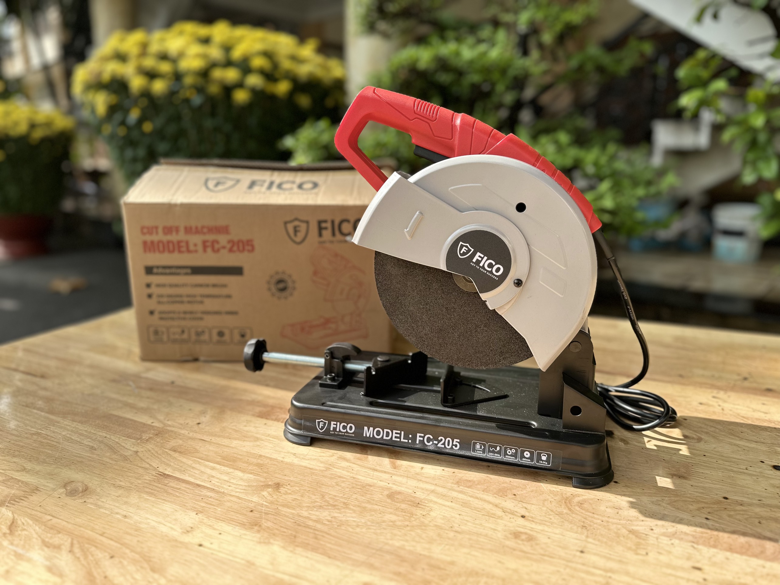 Máy cắt sắt 205mm FC-205