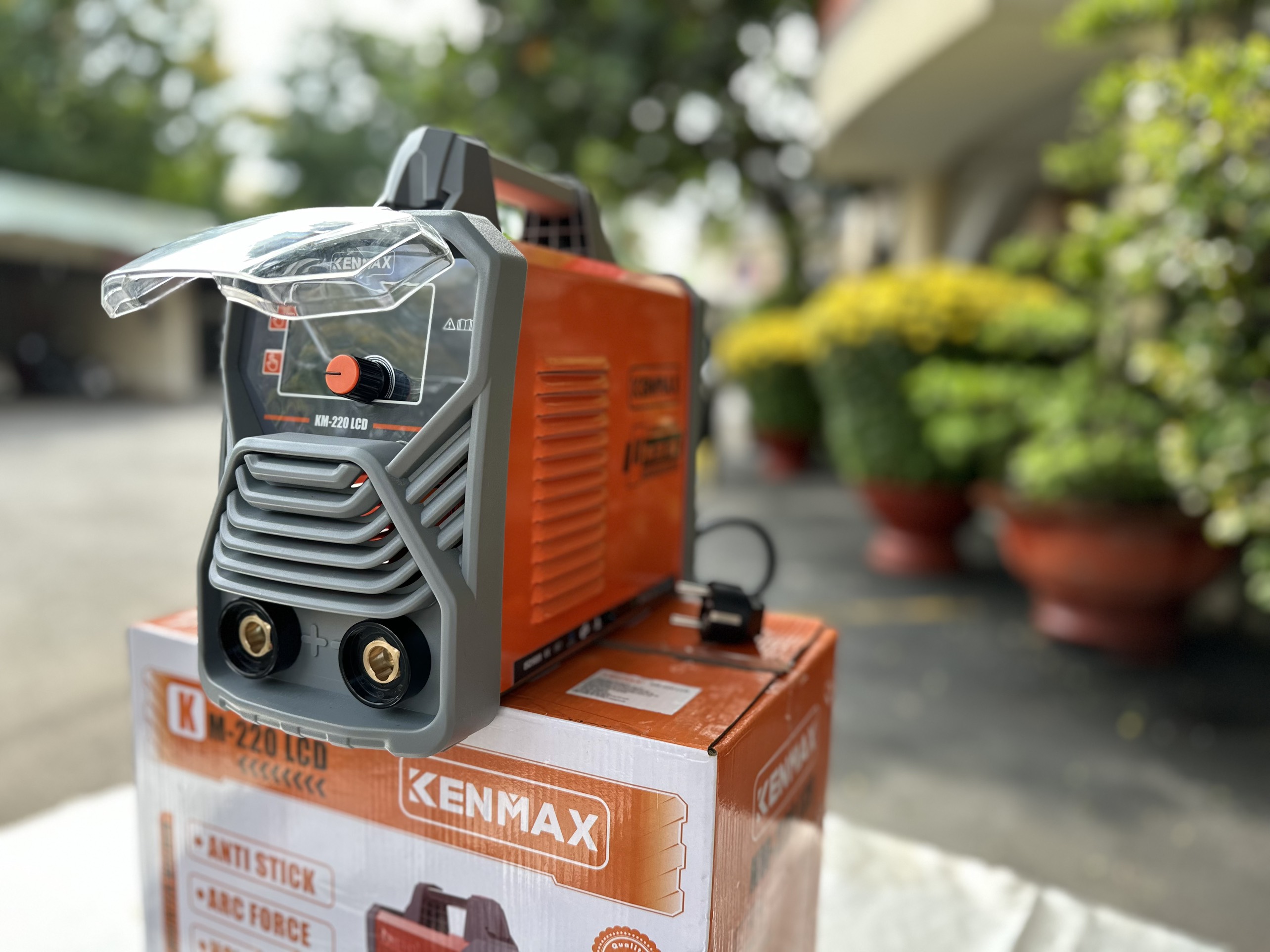 Máy hàn màn hình LED KM -220 LCD