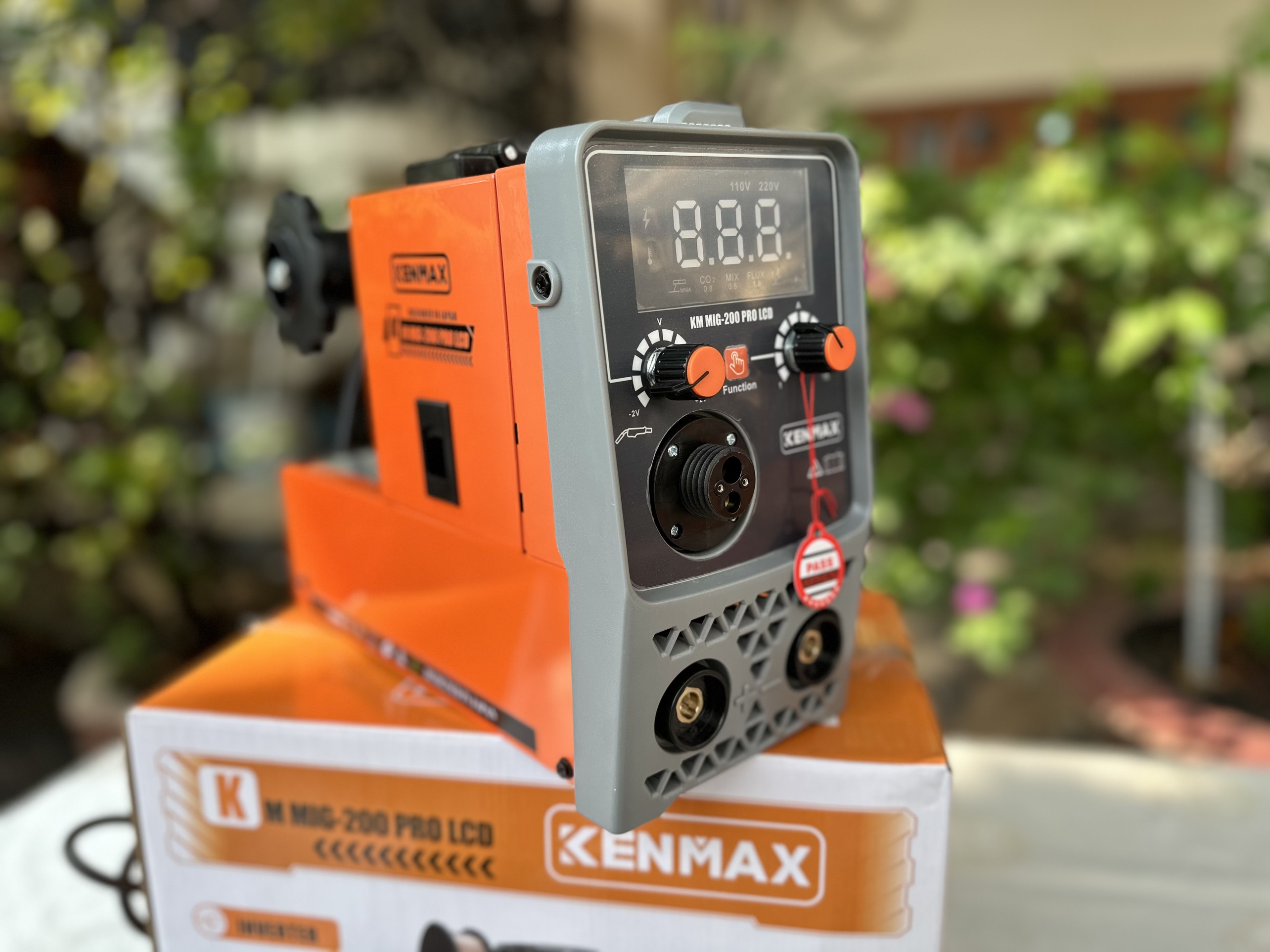 Máy hàn màn hình LED KM MIG-200 PRO LCD