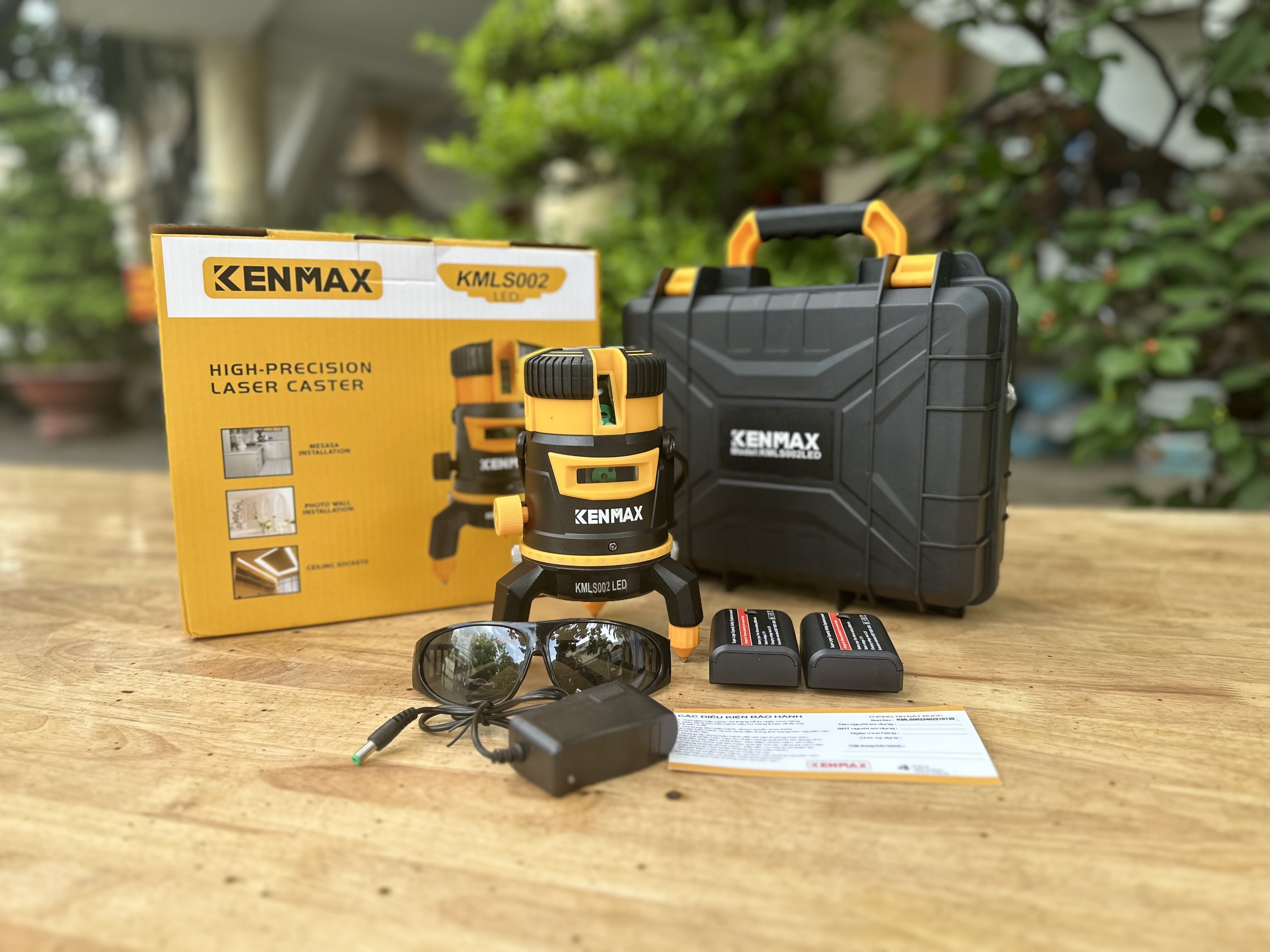 Máy cân bằng Laser 5 tia siêu sáng KMLS002 LED