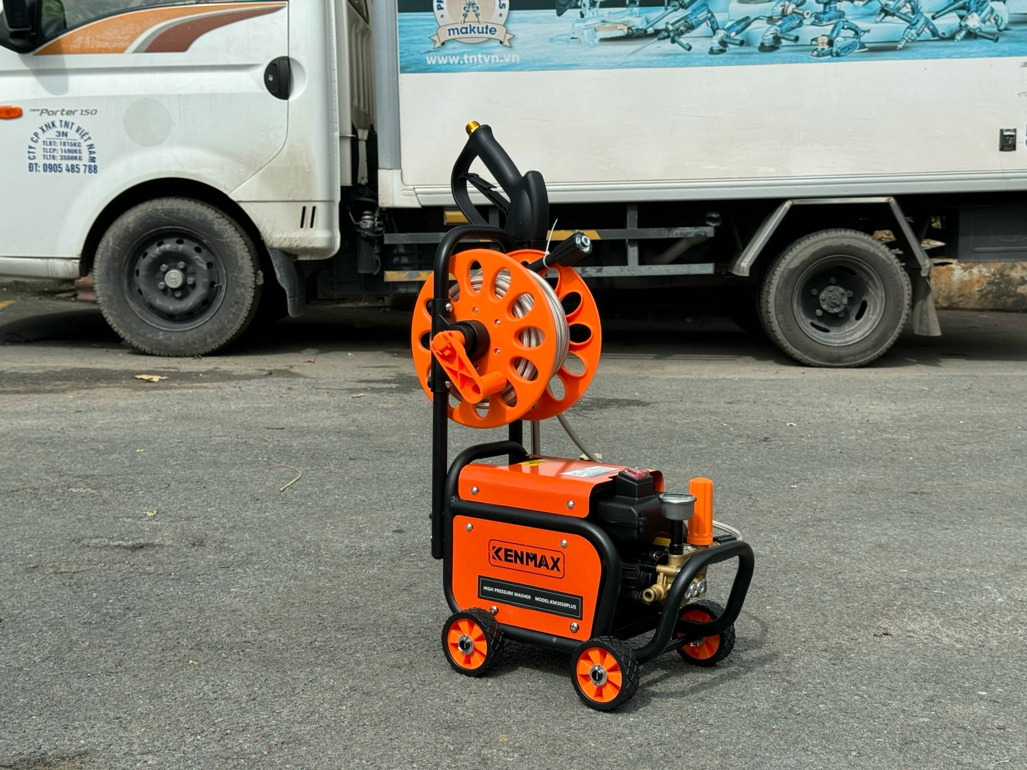 Máy xịt rửa cao cấp KM3050 PLUS