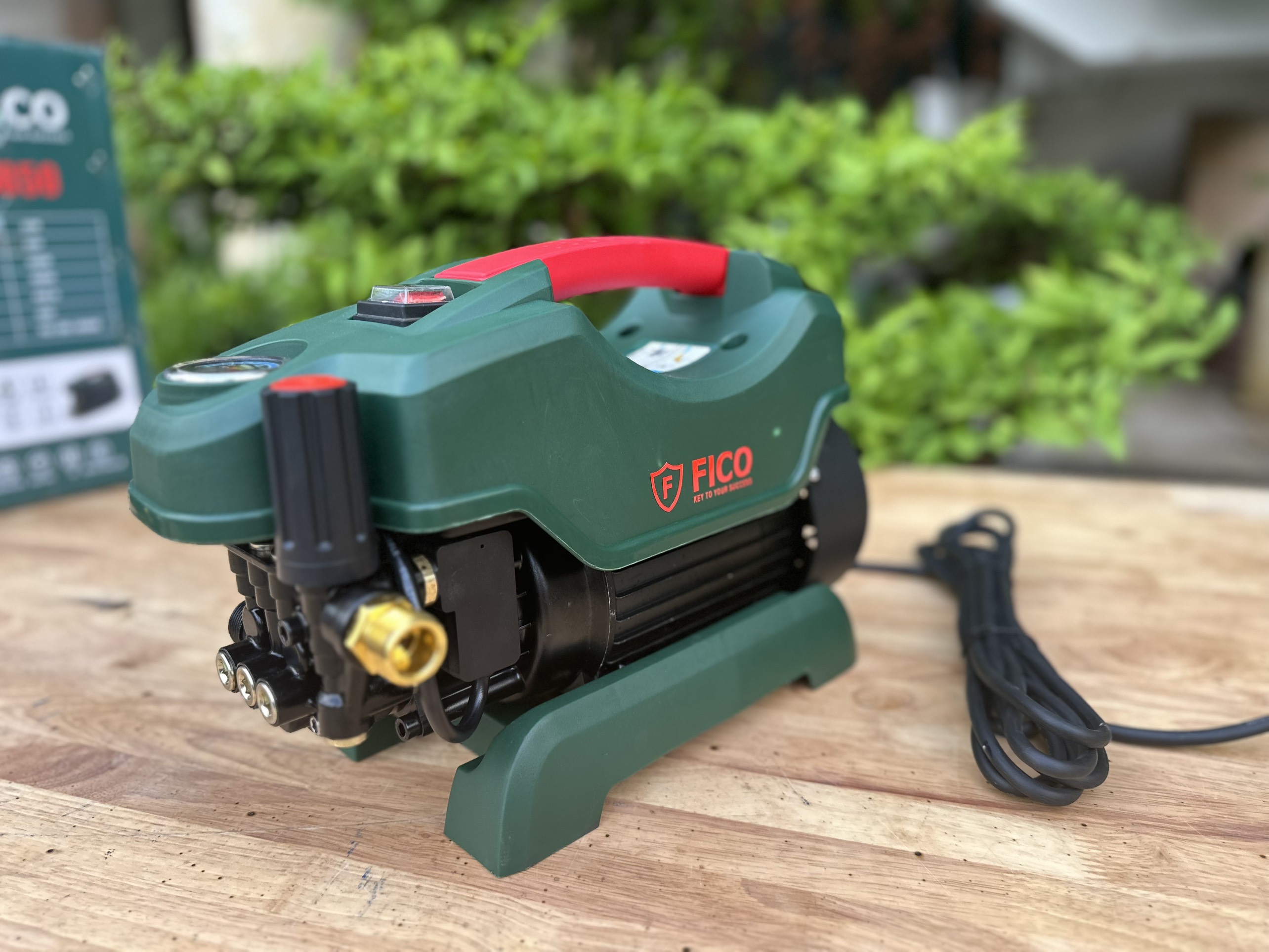 MÁY XỊT RỬA FICO FC-2850