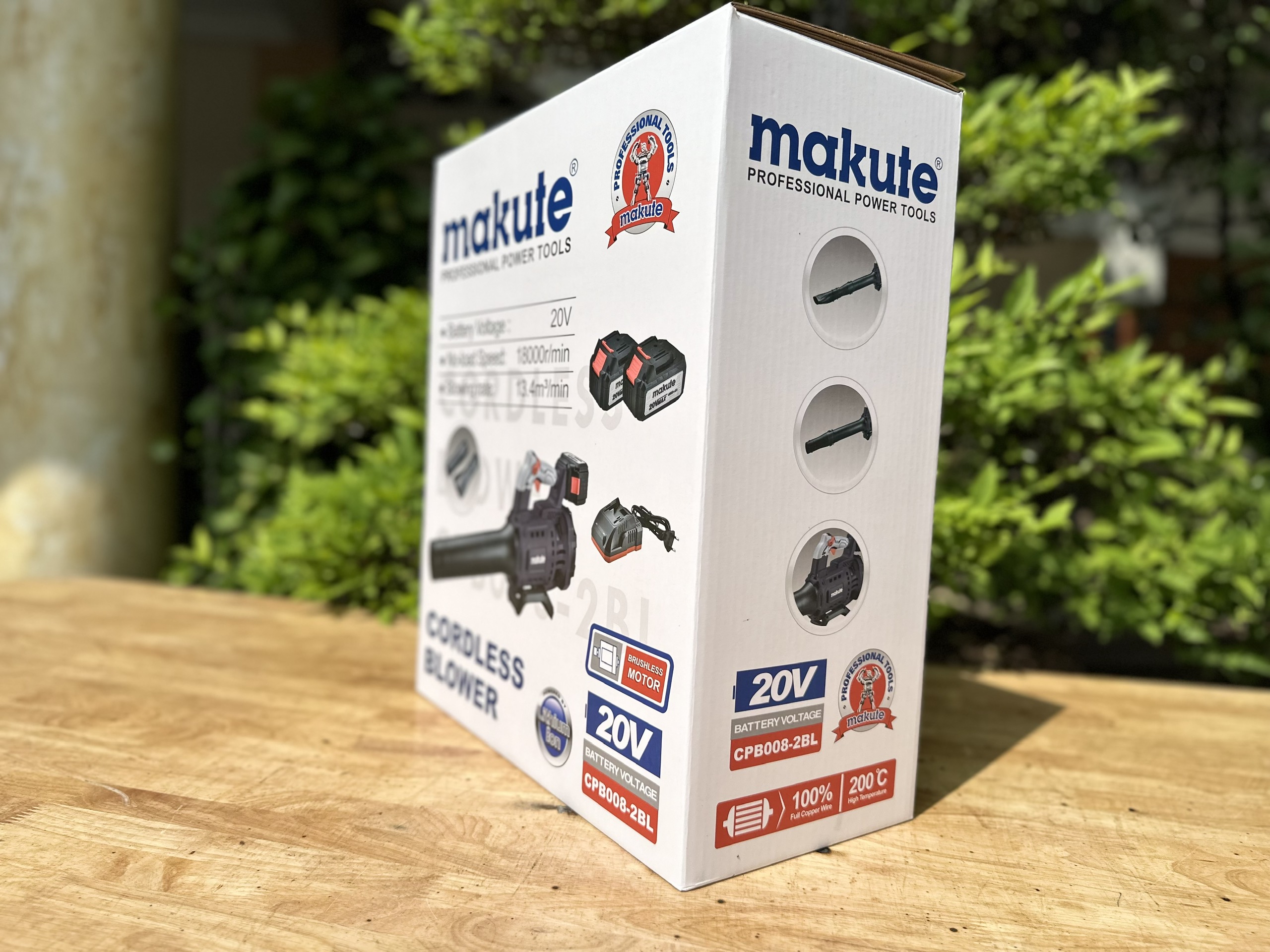 Máy thổi bụi pin CPB008 (Không kèm pin và sạc)