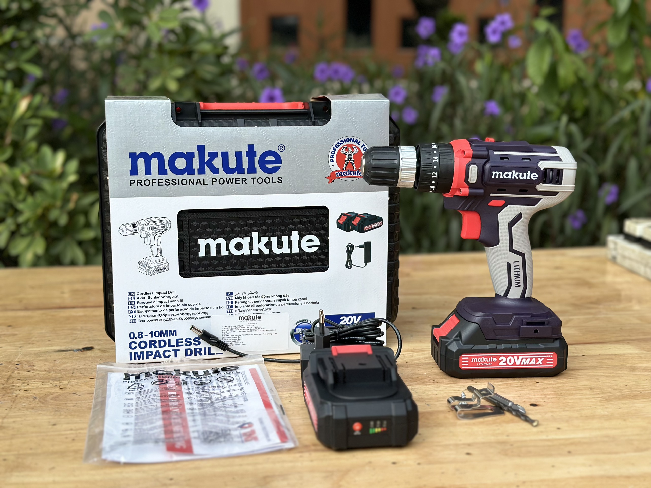 Máy Khoan pin động lực CD229-2B gồm 2 pin và 1 sạc