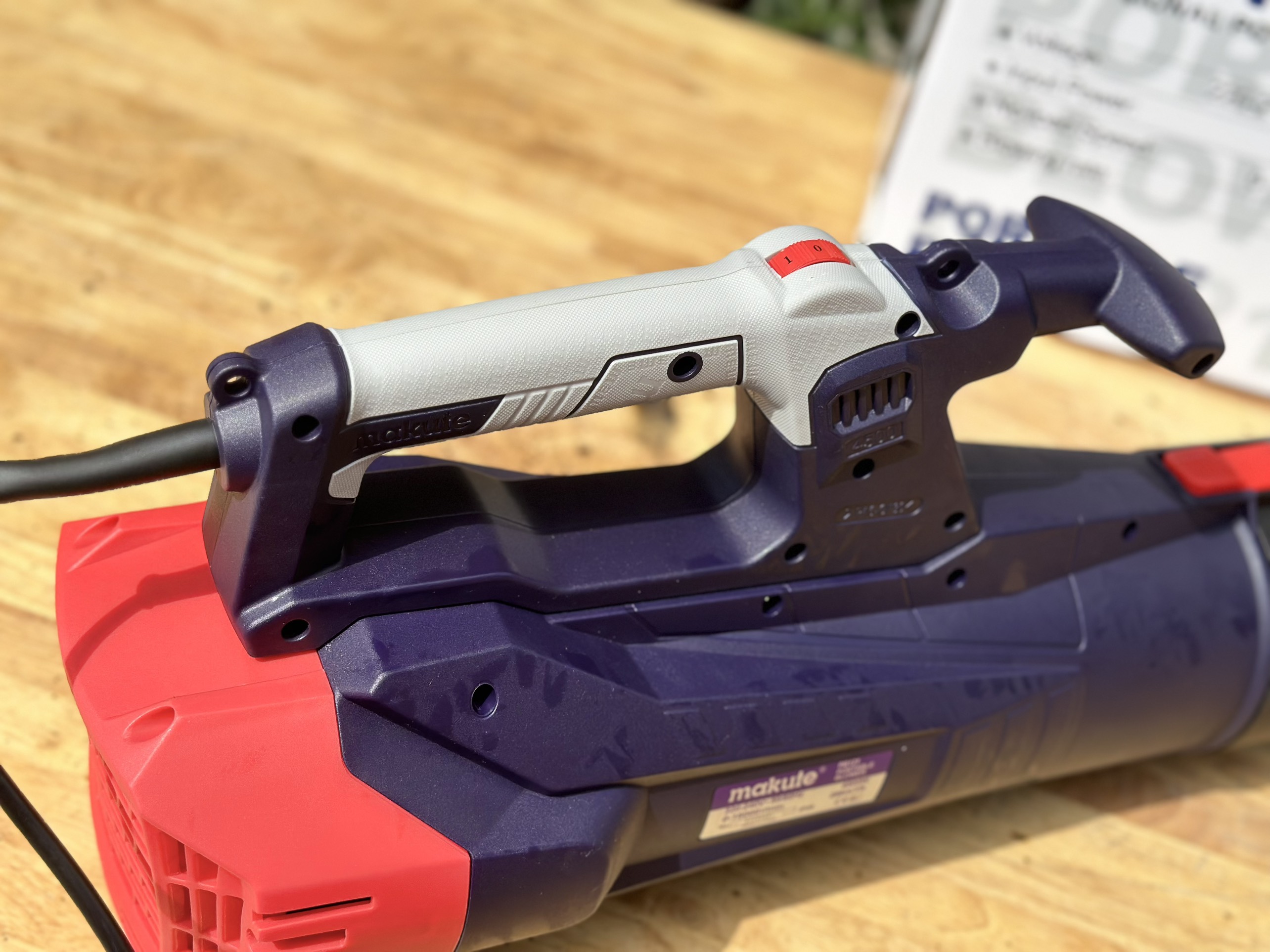 Máy thổi bụi 4500W PB121