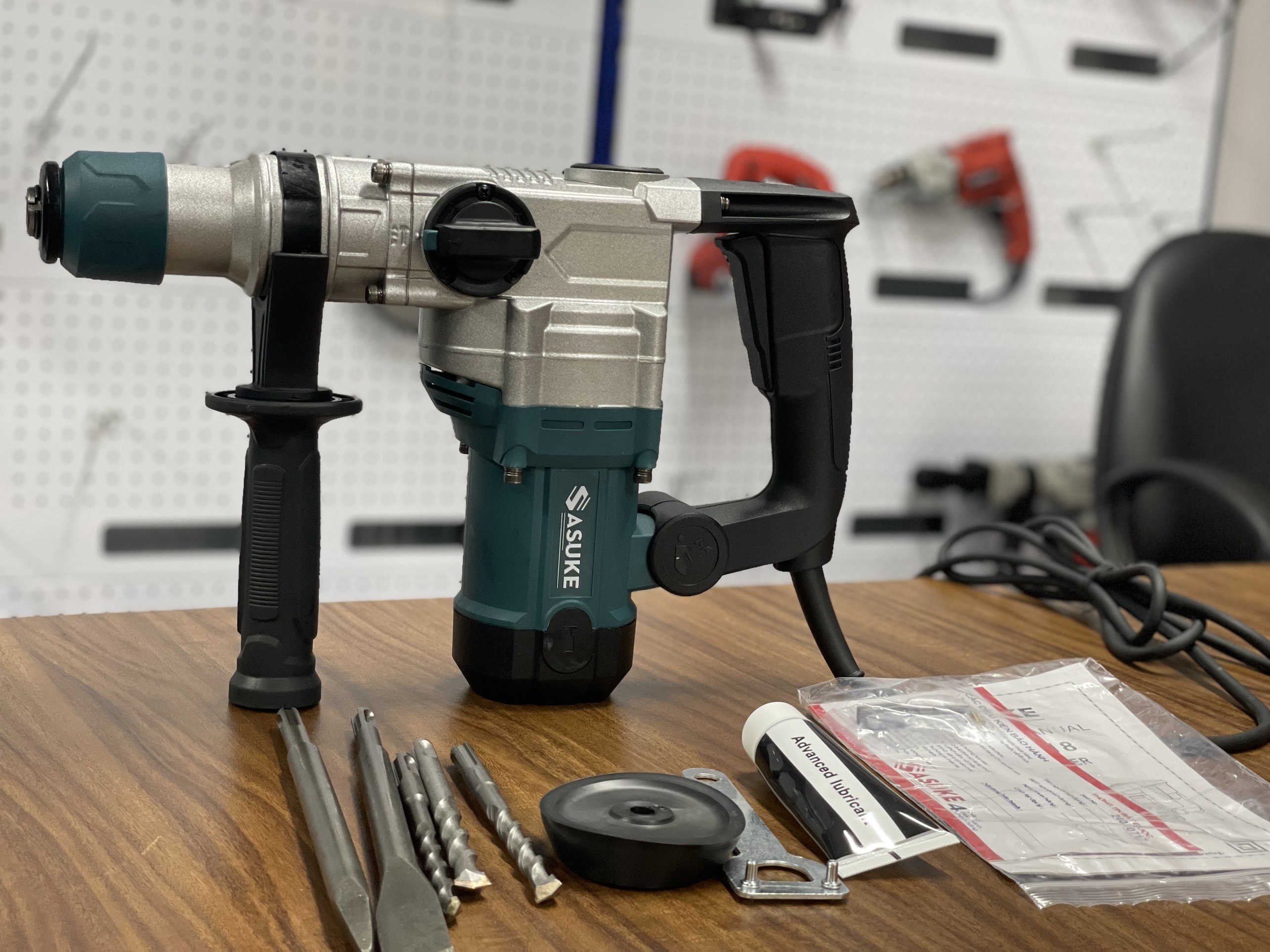 Máy khoan búa 2 chức năng SSK-2618