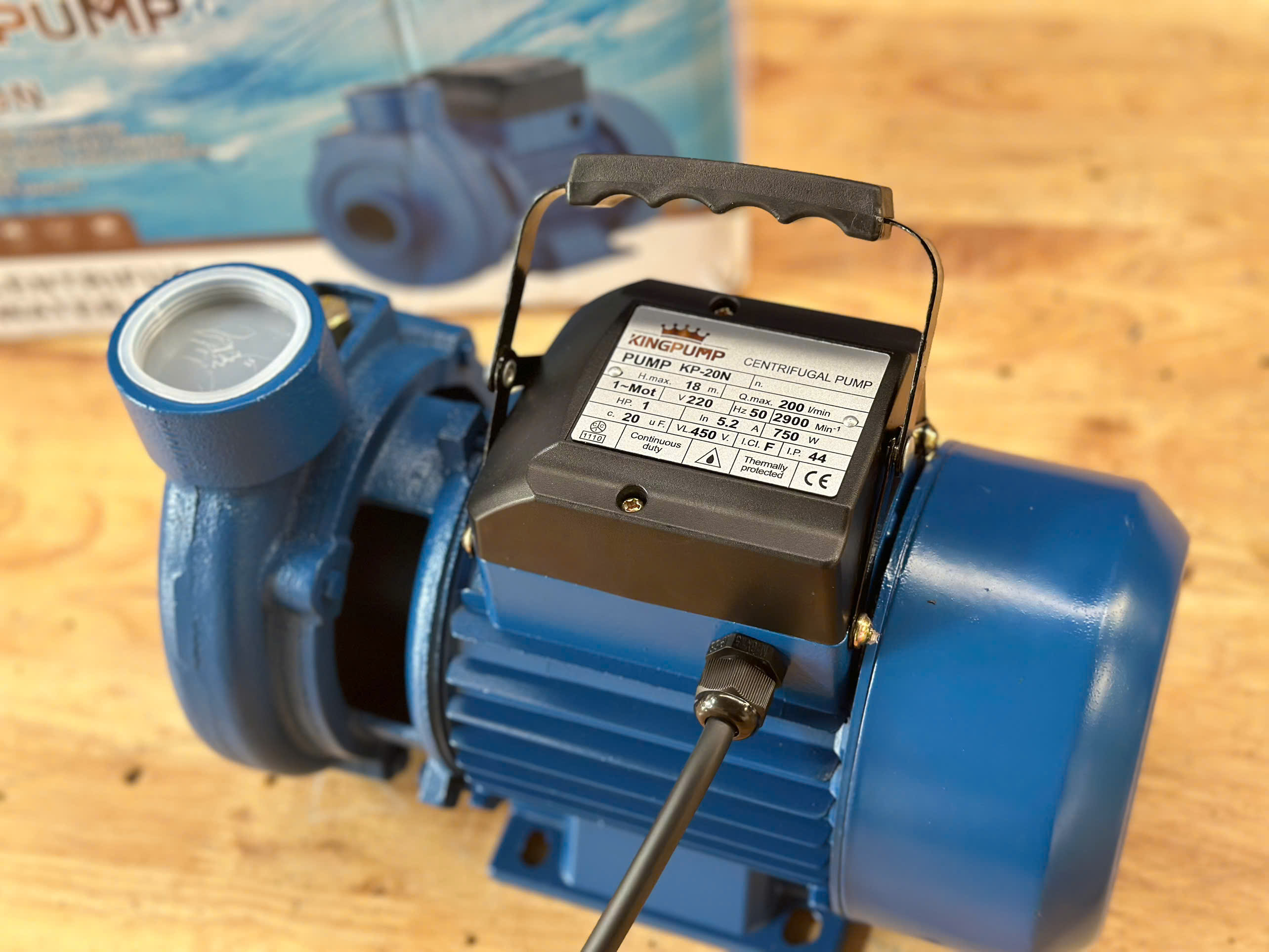 Máy bơm nước ly tâm KP-20N